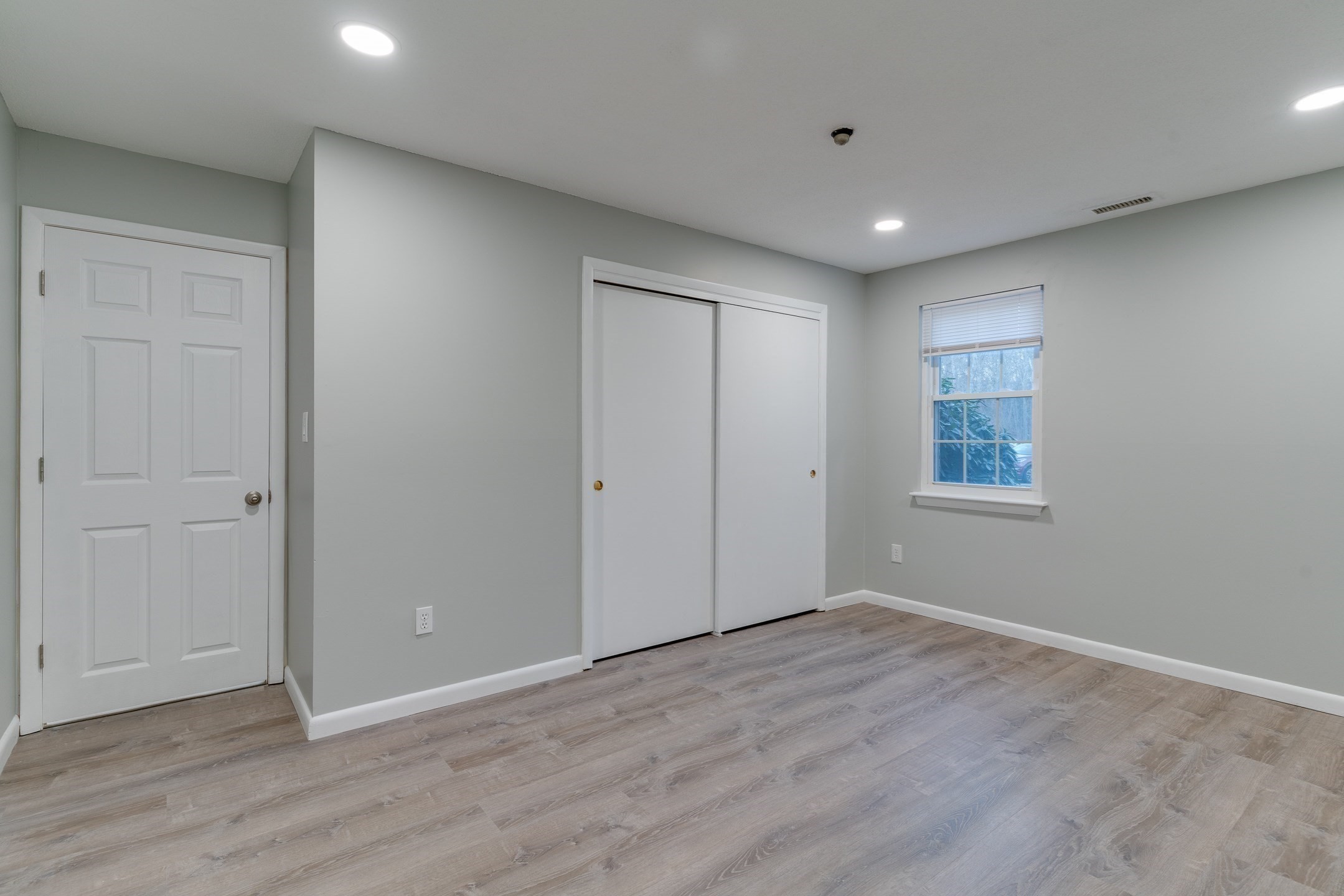 stoughton - #73412130