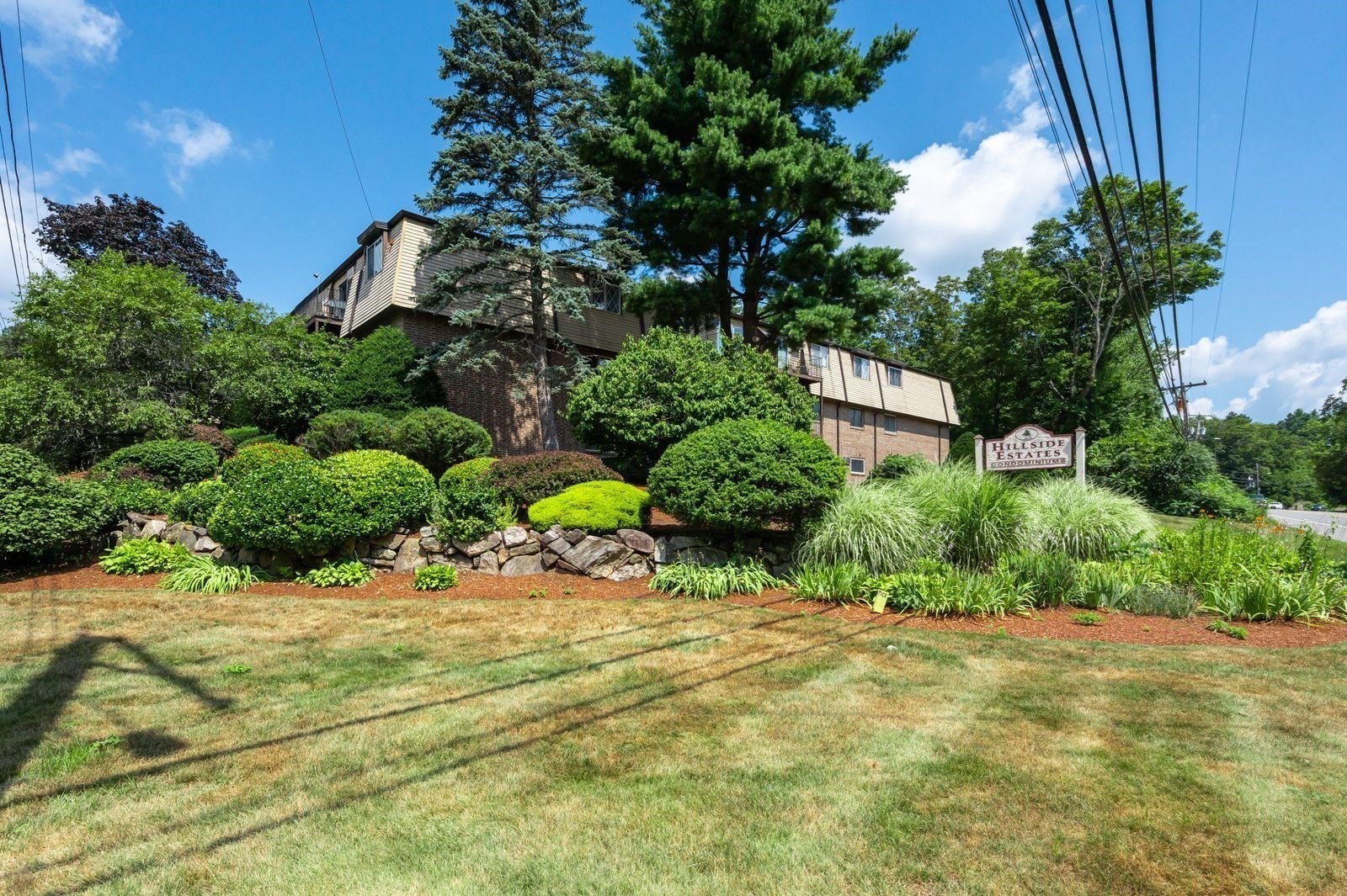 1 Silvestri Circle #20, Derry, NH 03038