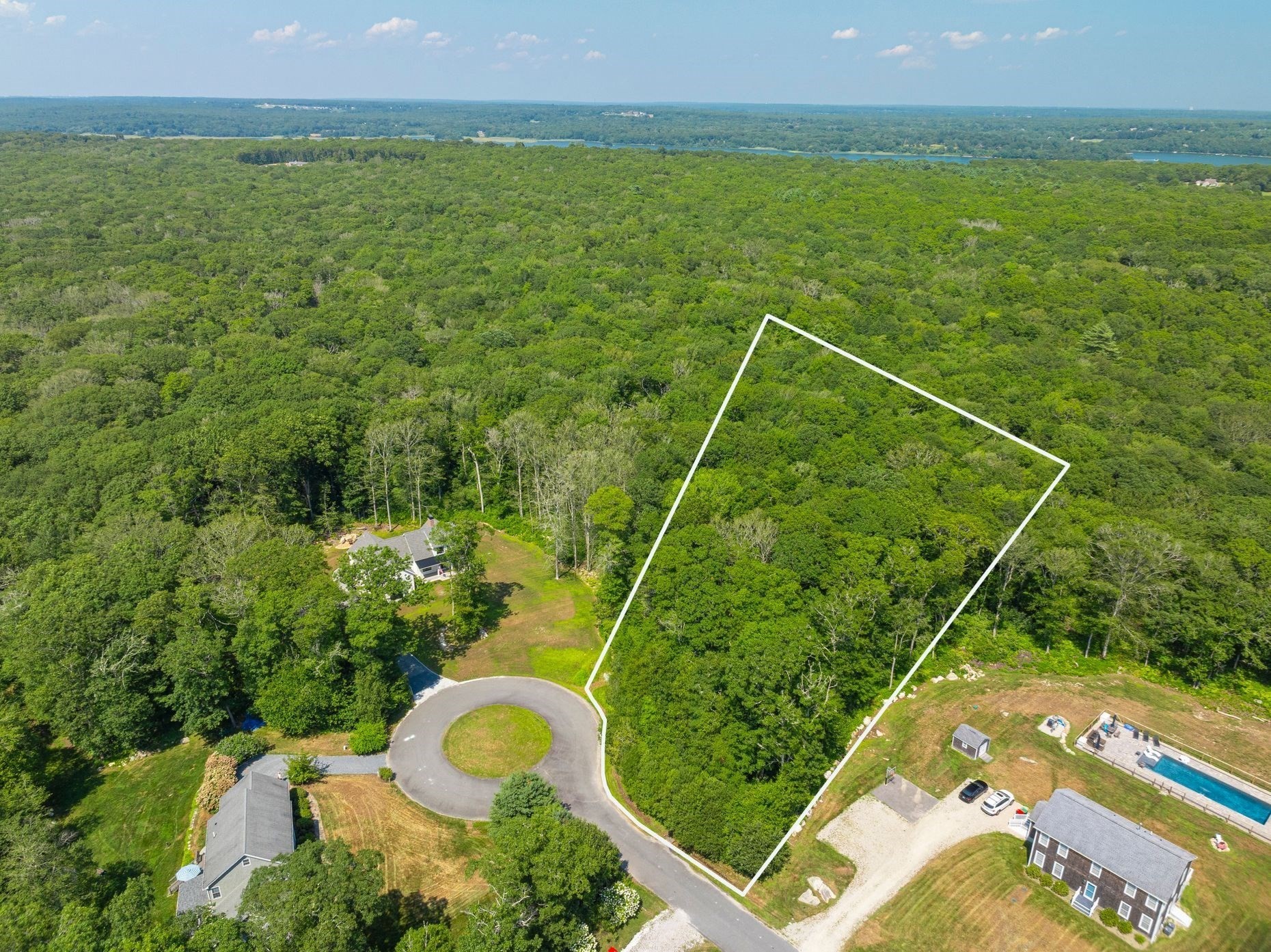 19 Seabury Ln, Westport, MA 02790 - Image 2