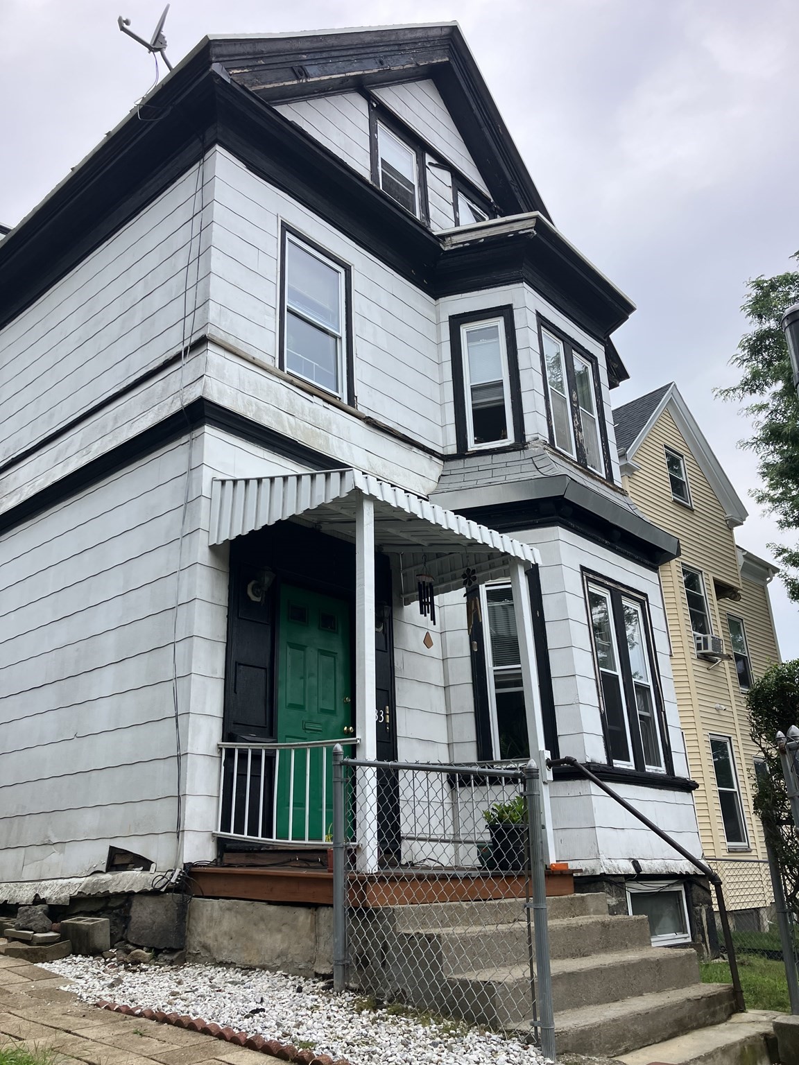 roxbury - #73412281
