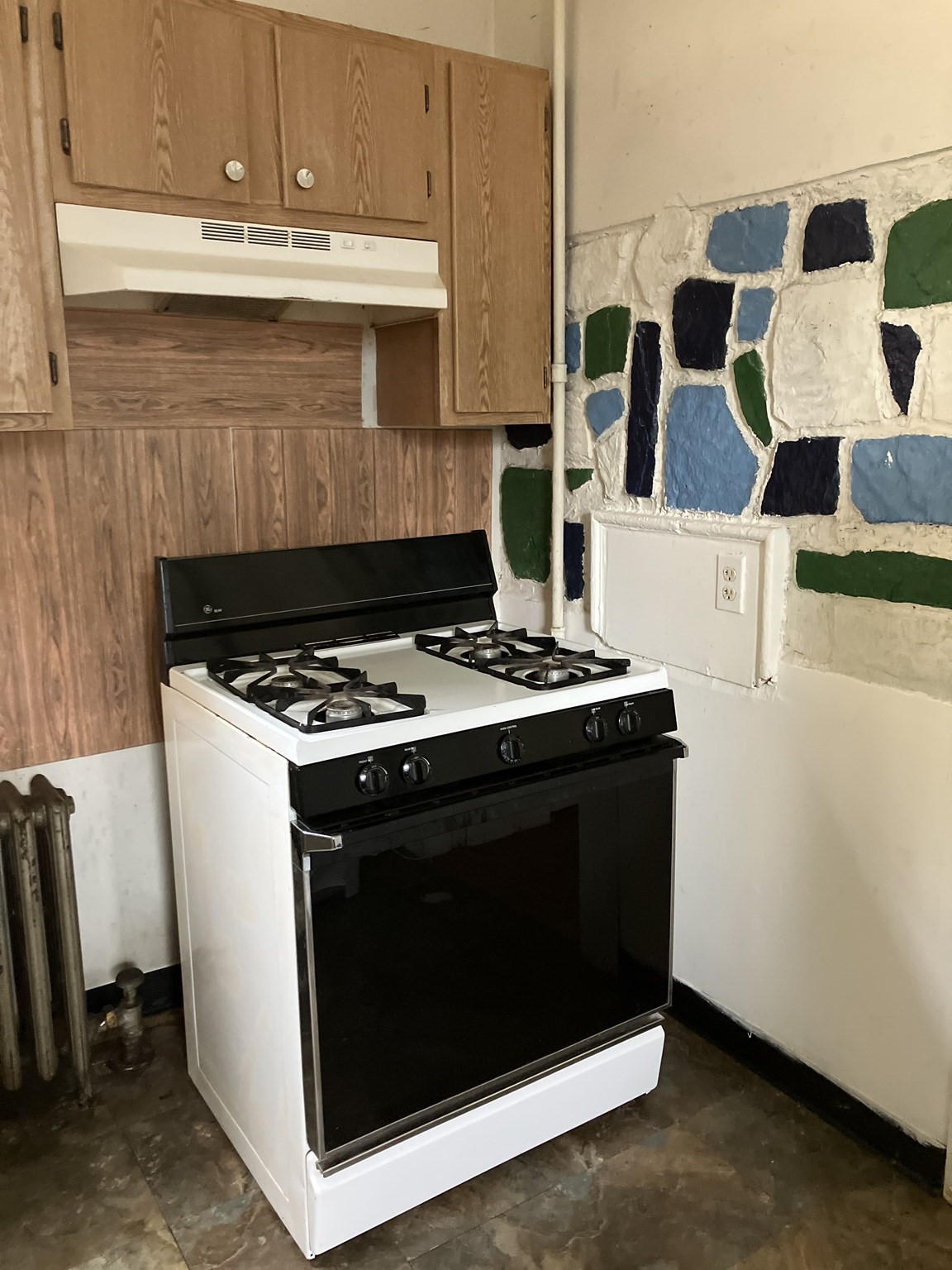 roxbury - #73412281