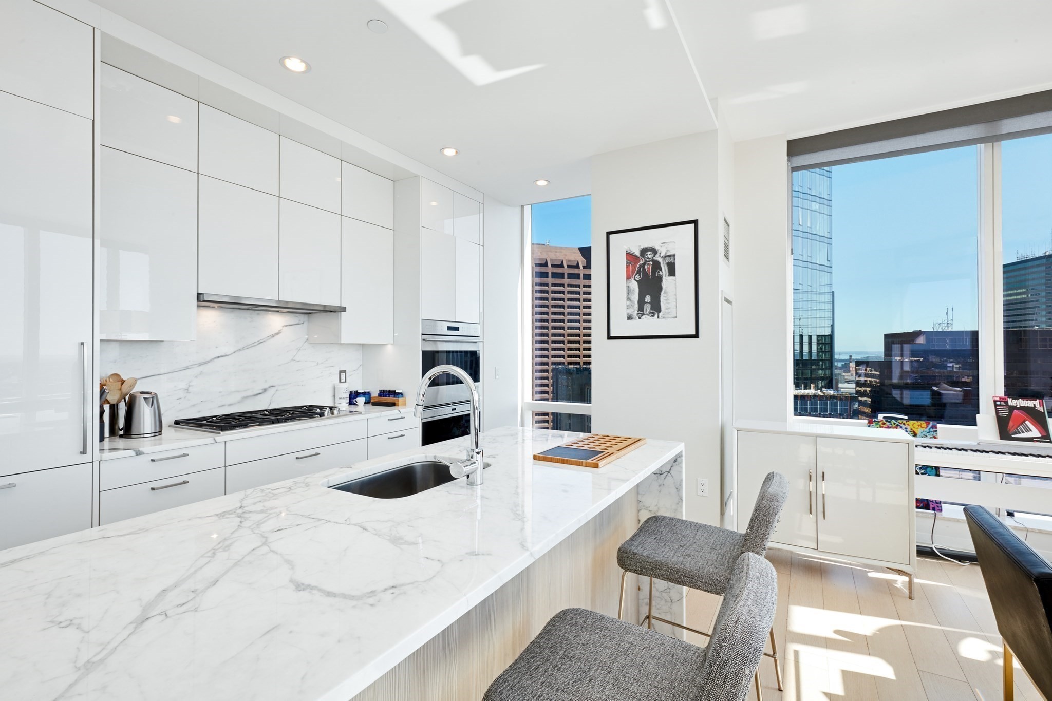 downtown - #73412308