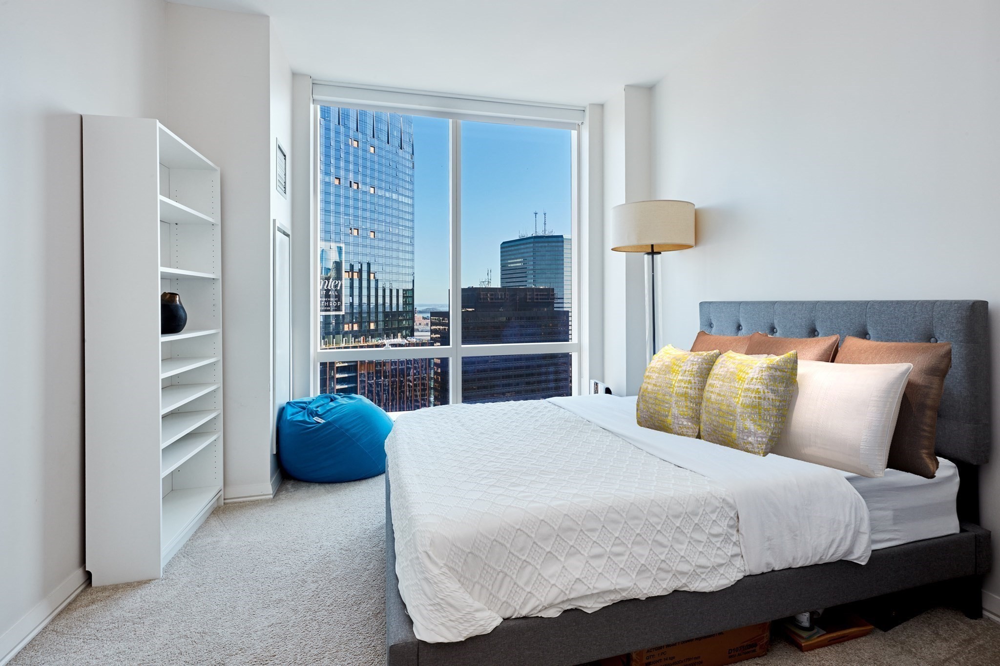downtown - #73412308