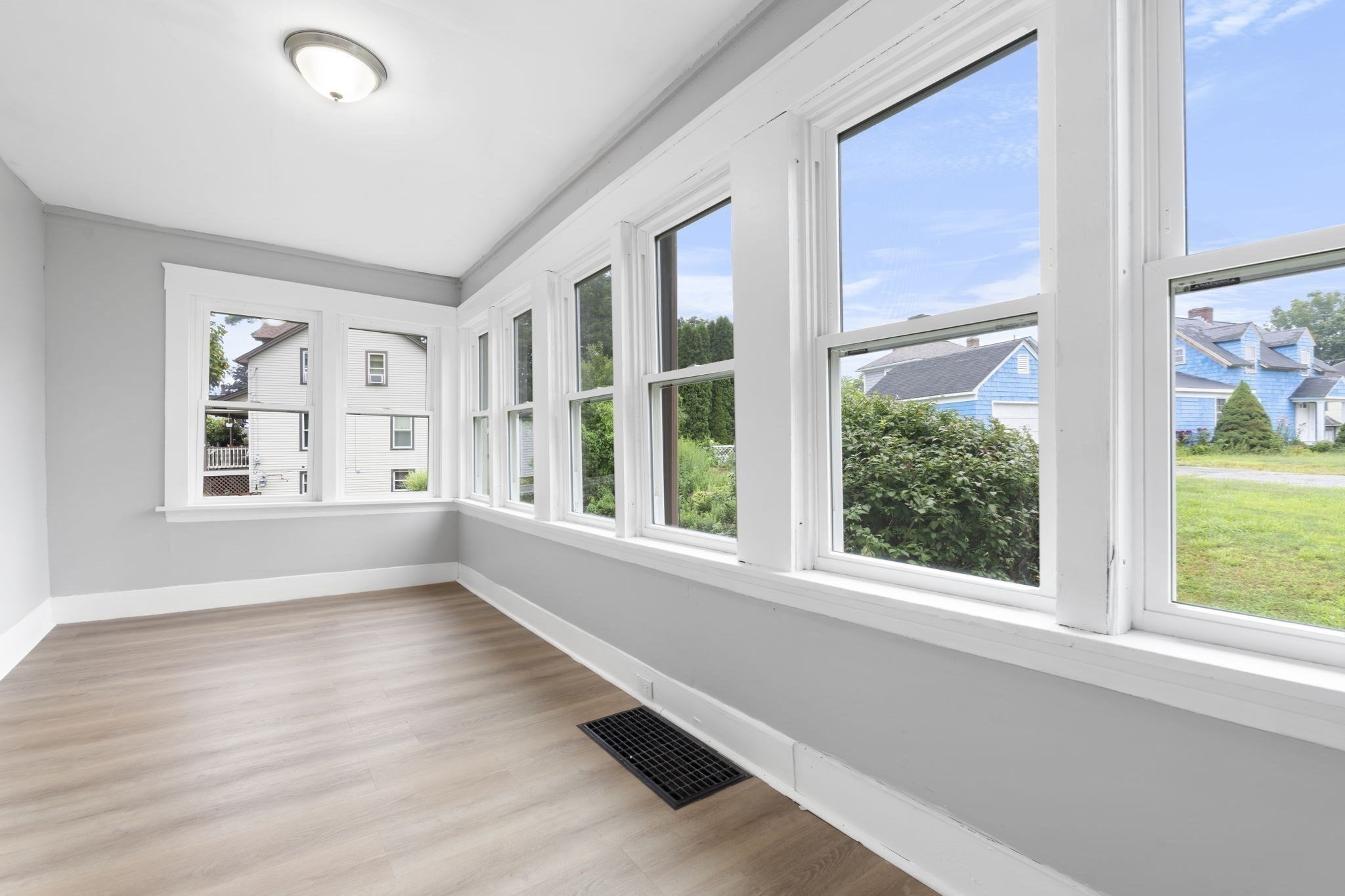 20 Glover St, Southbridge, MA 01550 - Image 11