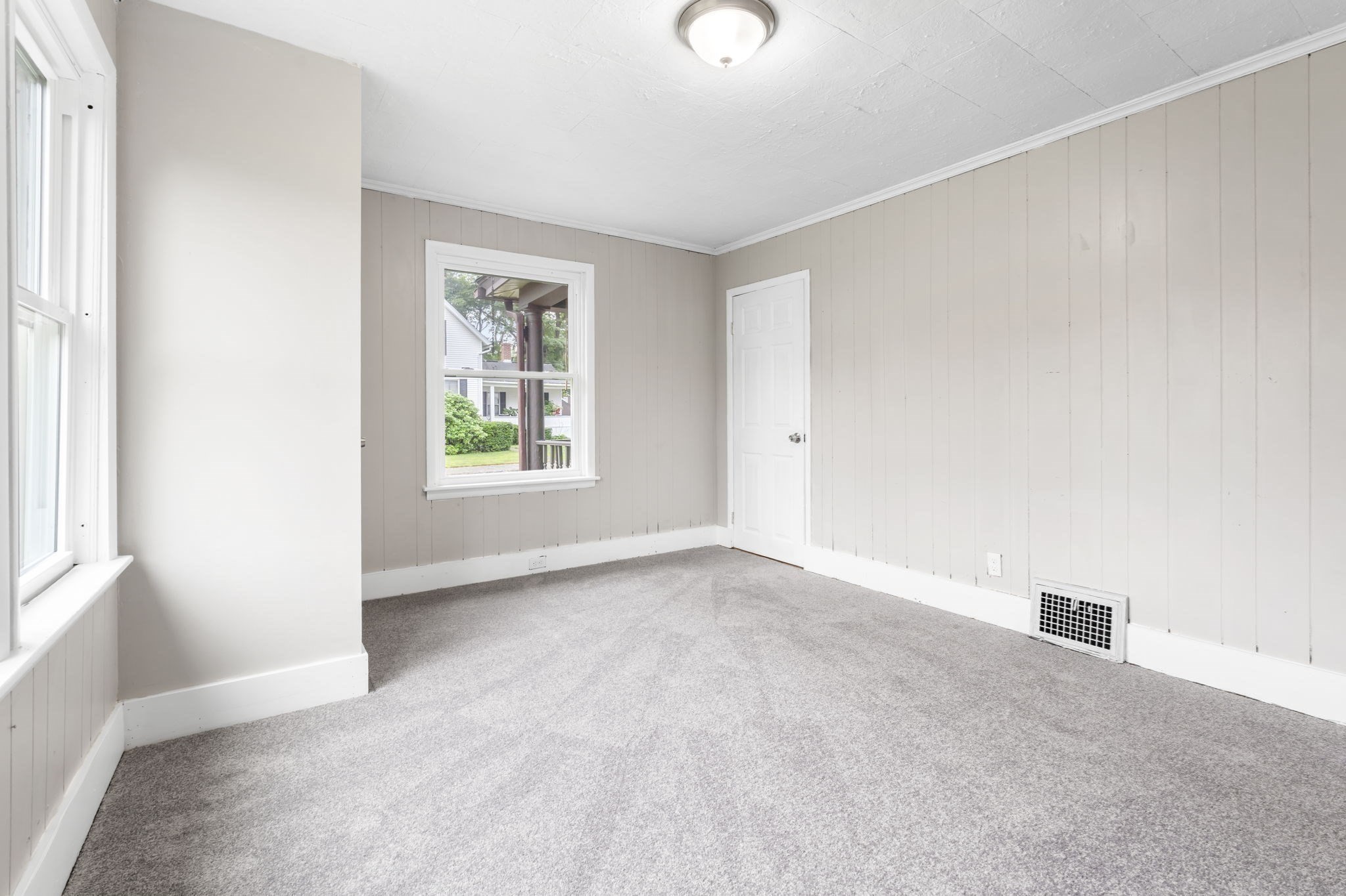 20 Glover St, Southbridge, MA 01550 - Image 24