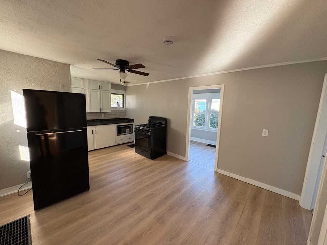 20 Glover St, Southbridge, MA 01550 - Image 9