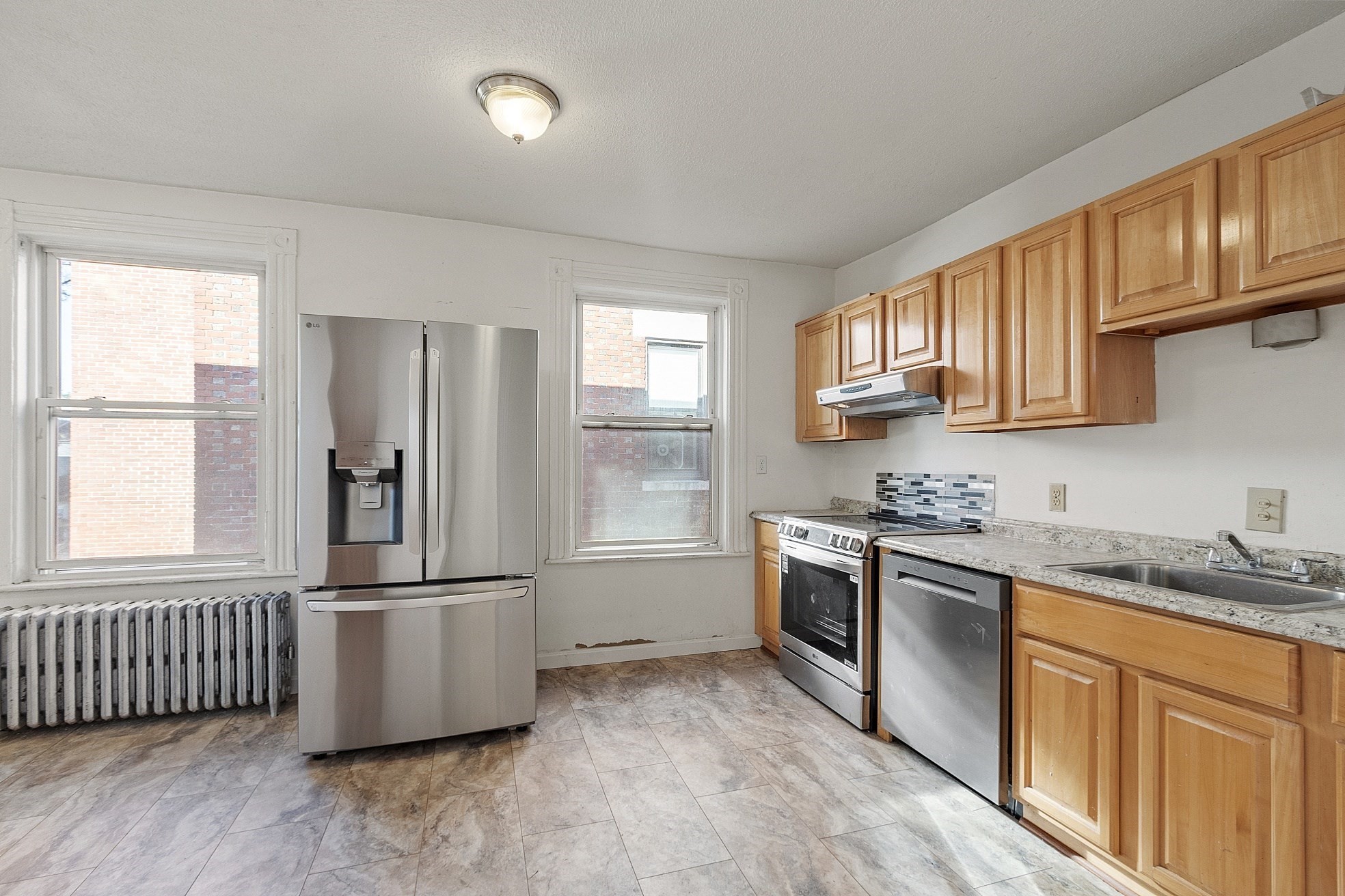 182 Harvard Unit 3, Cambridge, MA 02138