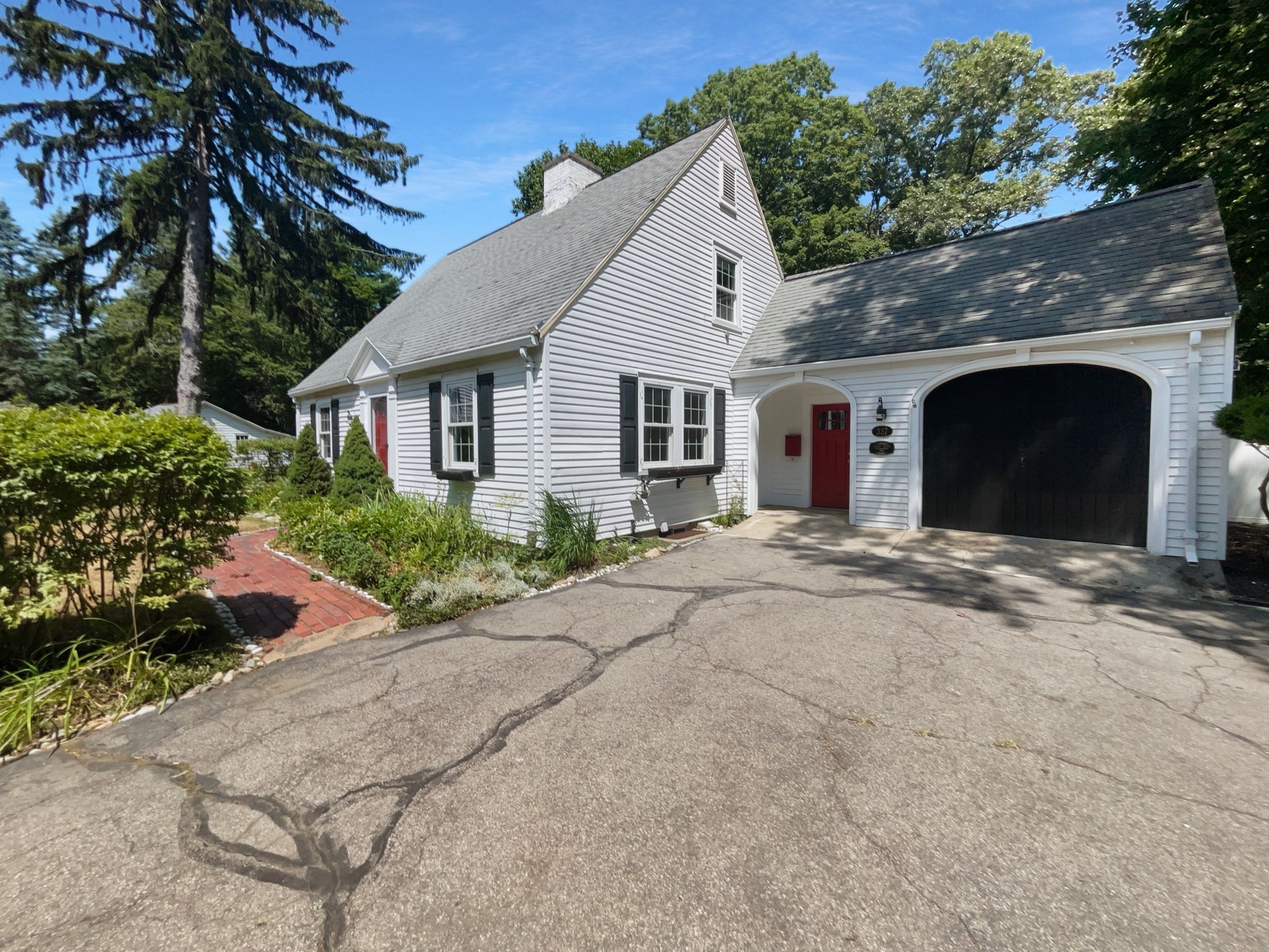 337 Edgell Rd, Framingham, MA 01701 - Image 11