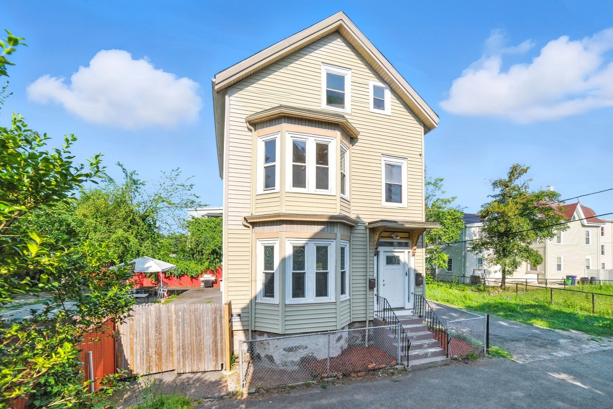 roxbury - #73412569