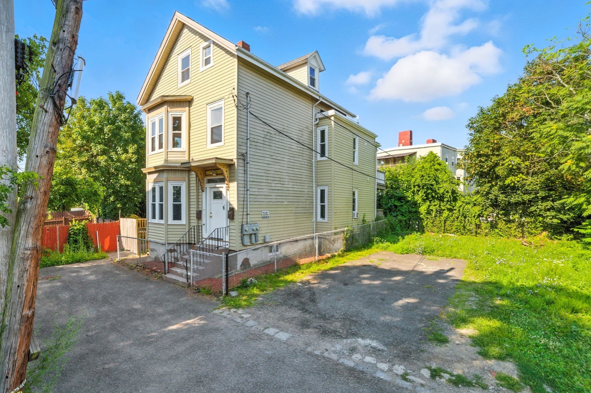roxbury - #73412569