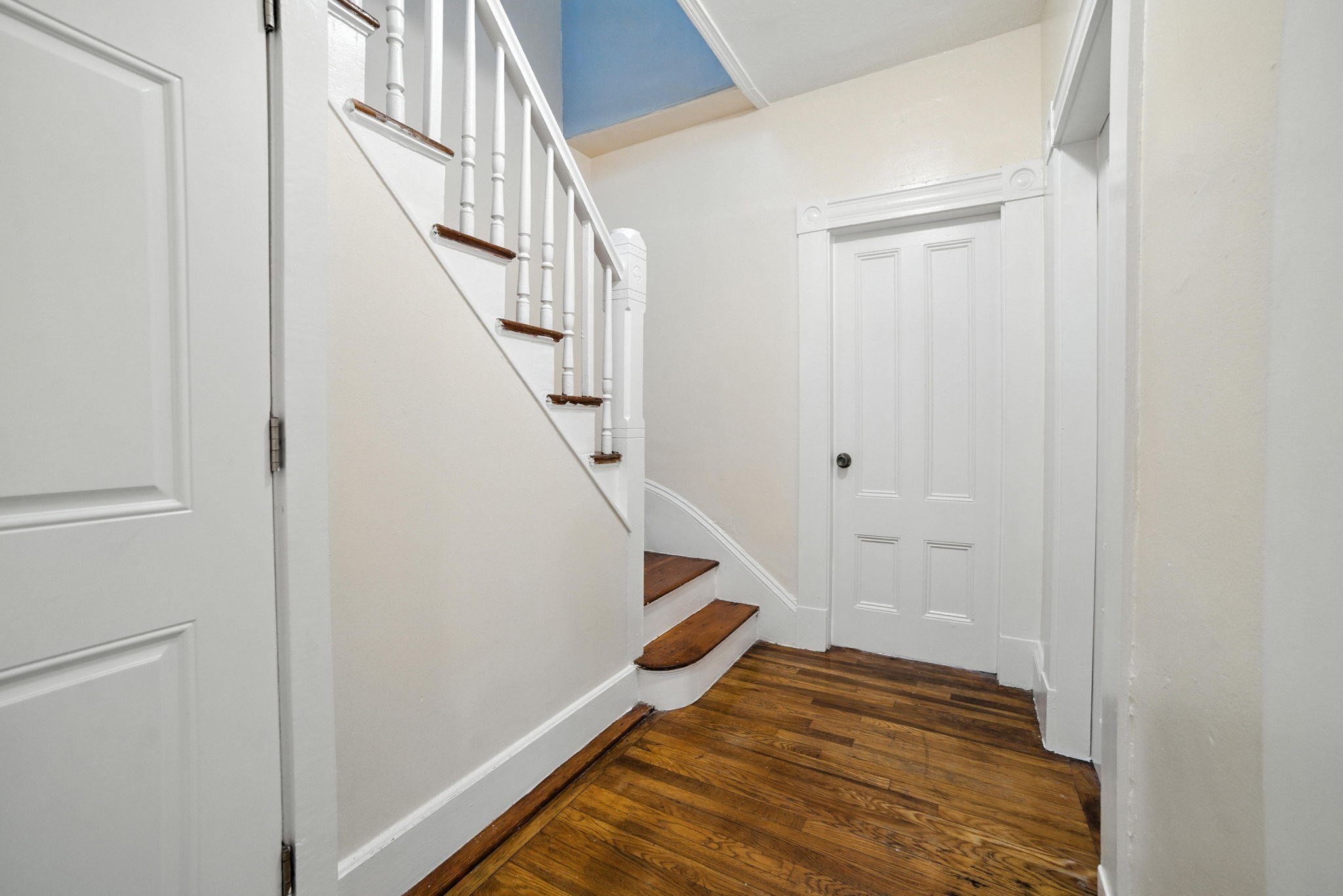 roxbury - #73412569