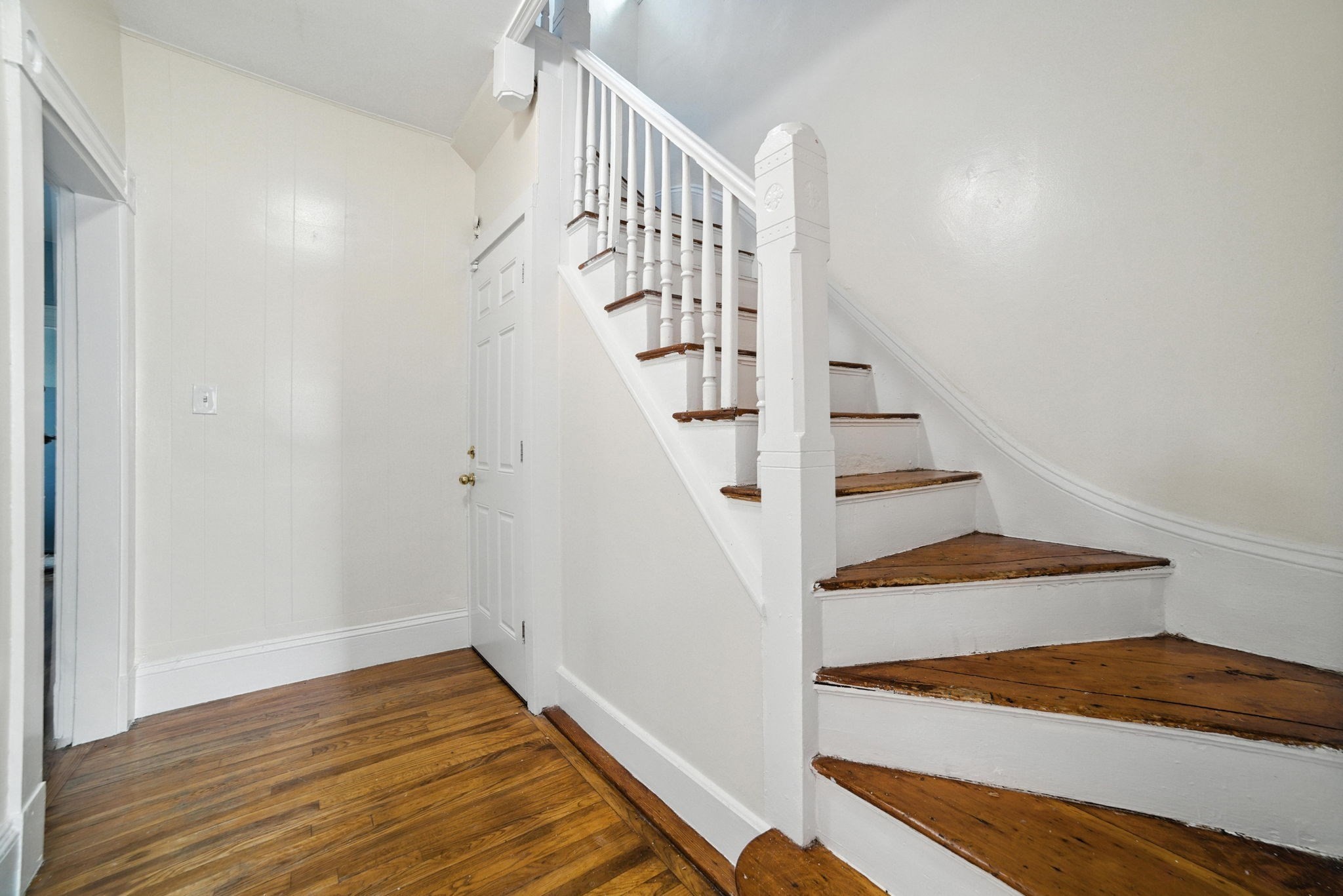 roxbury - #73412569