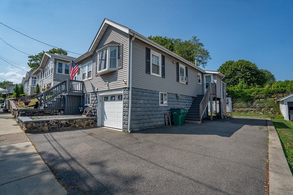 lynn - #73412639