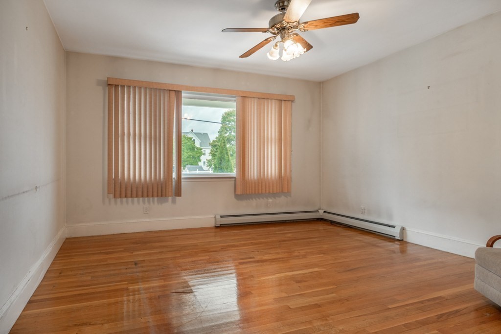 malden - #73412939