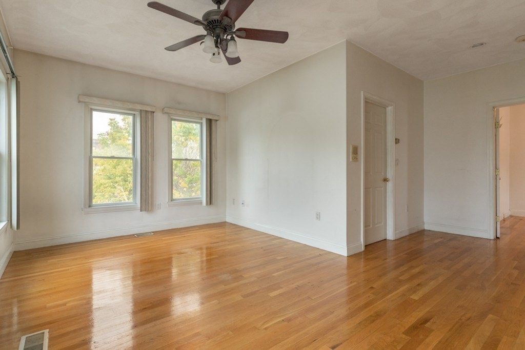 malden - #73412939