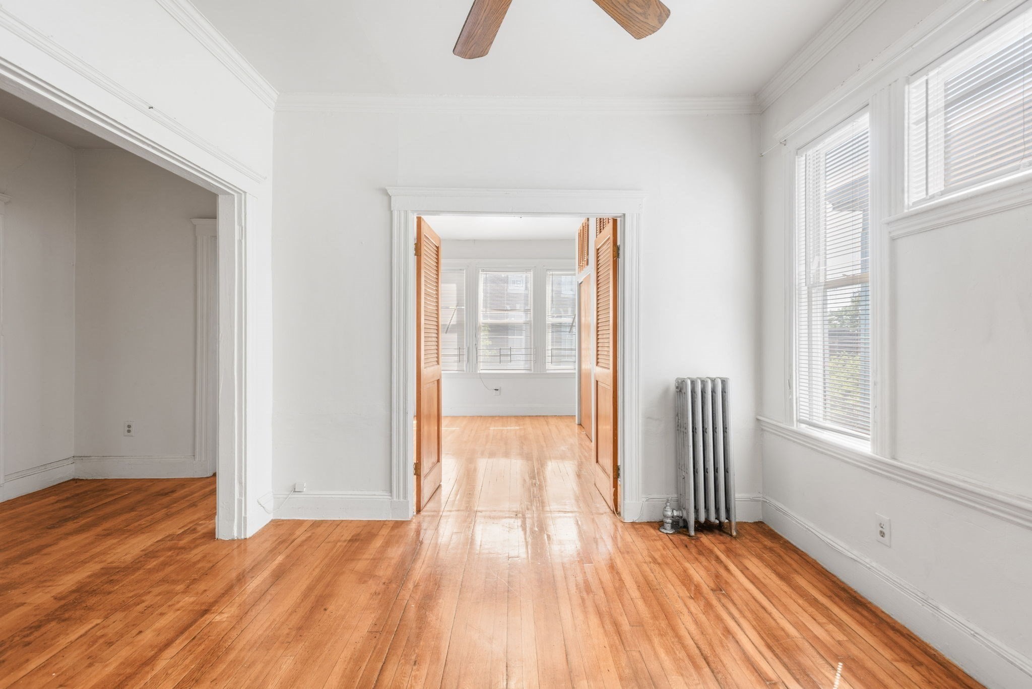 dorchester - #73413044