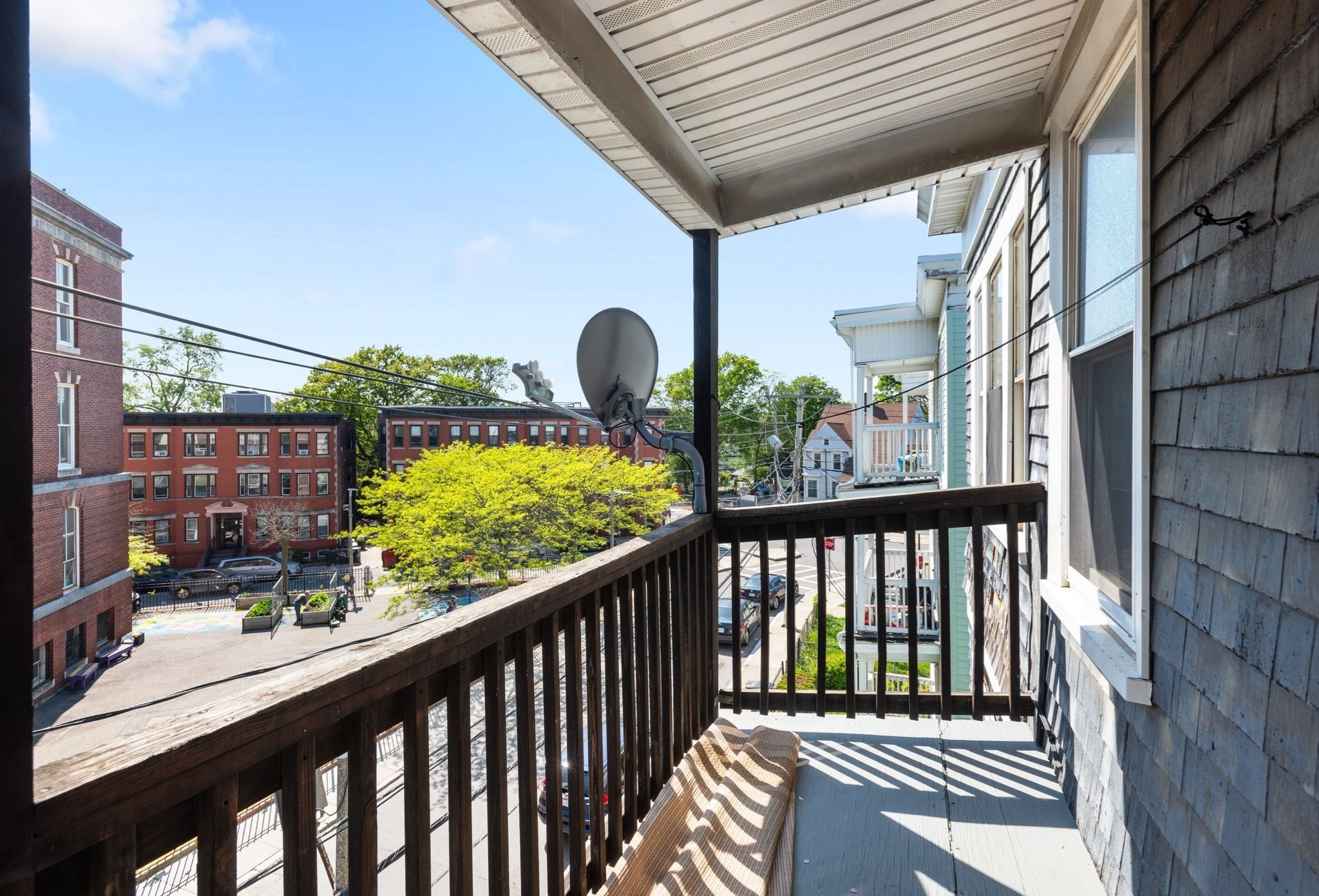 dorchester - #73413044