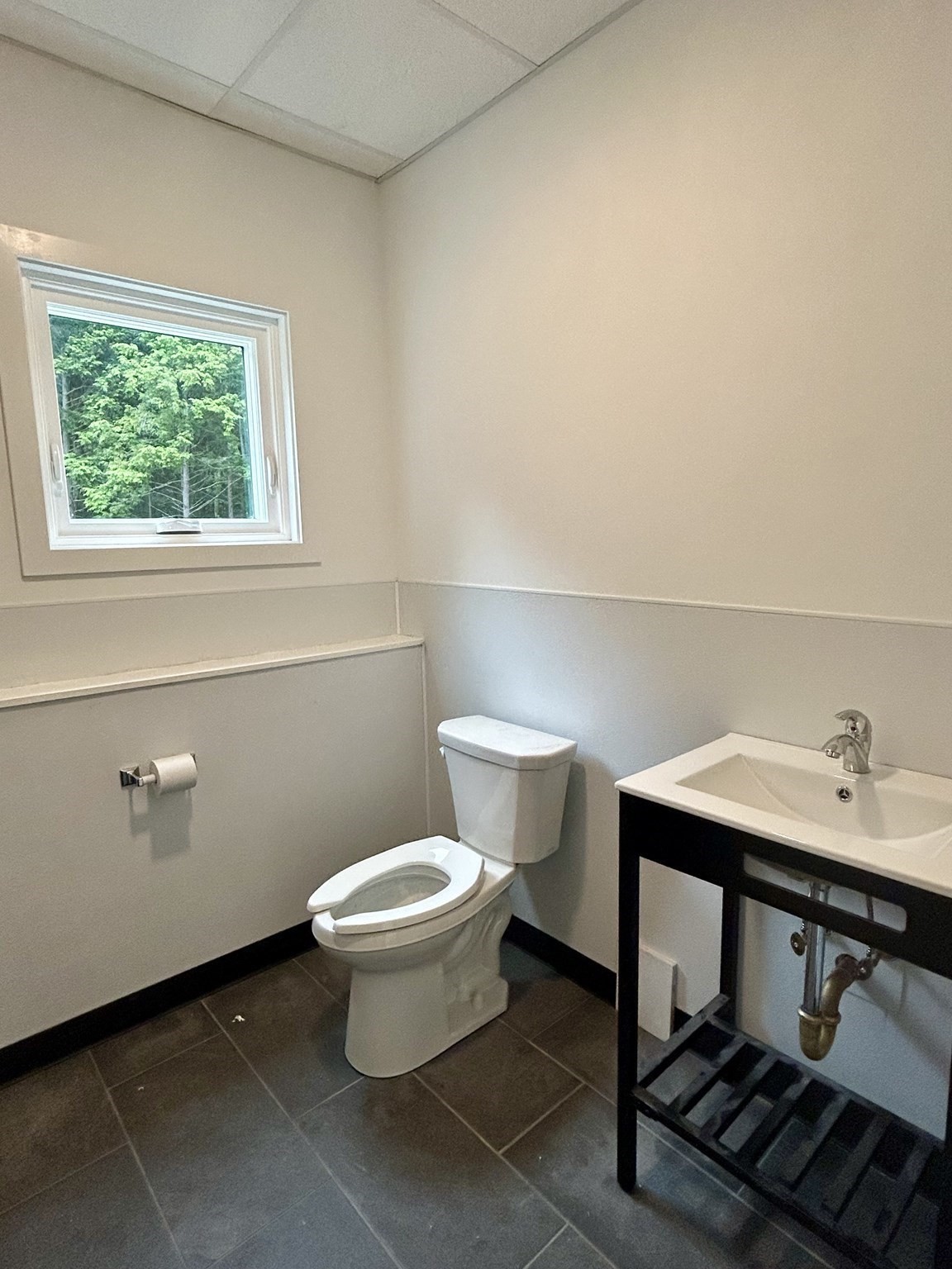 15 Oneil St Unit B2, Easthampton, MA 01027 - Image 8