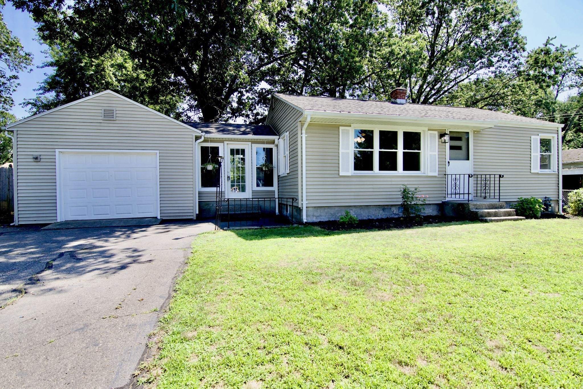 chicopee - #73413110