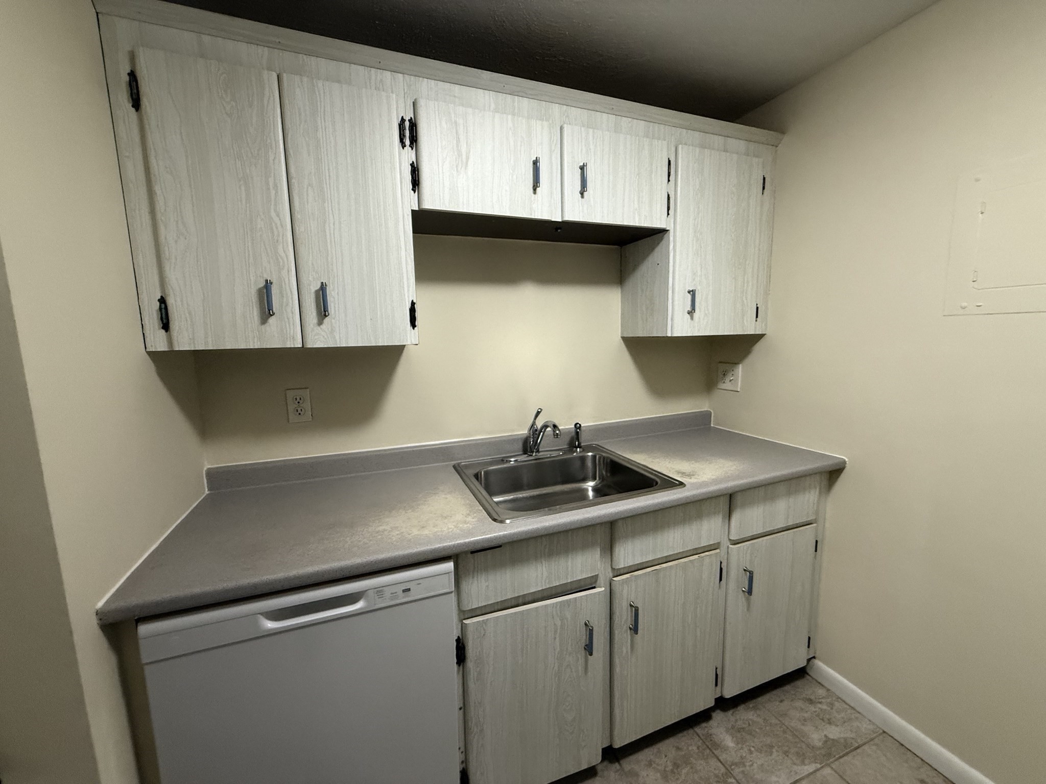 rockland - #73413156