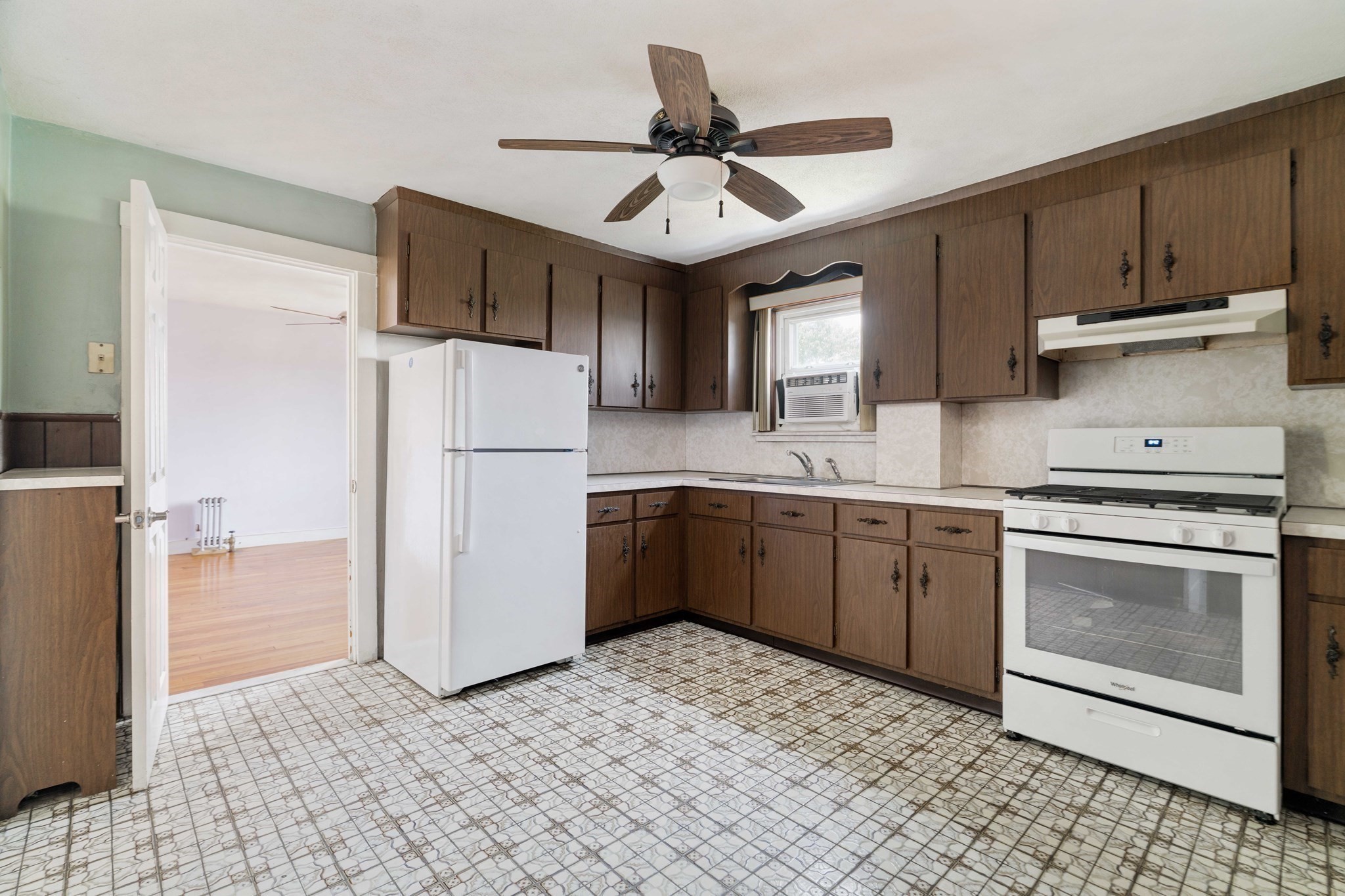 east-boston - #73413231