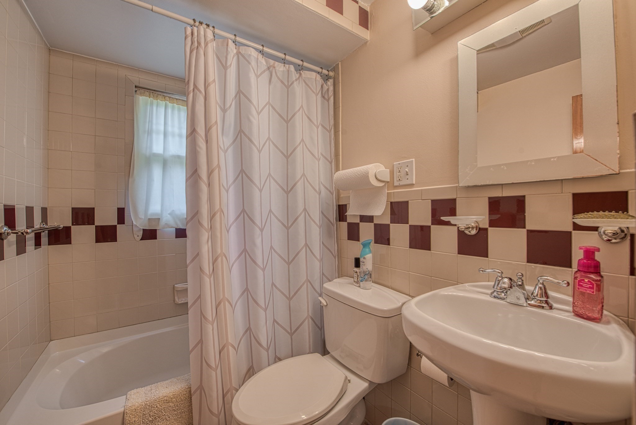 7 Oakwood Ave, Randolph, MA 02368 - Image 13