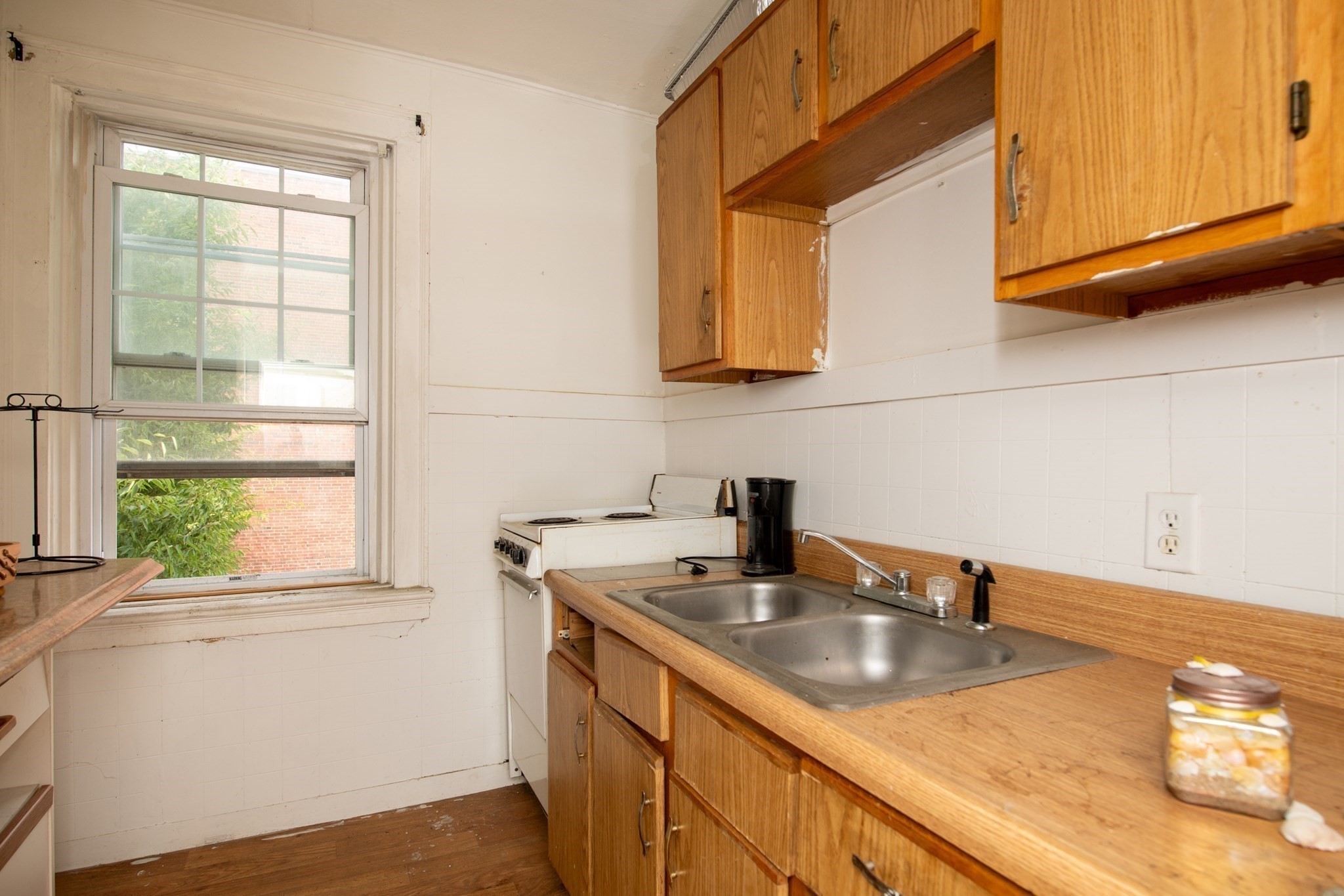 13 S 6th St, New Bedford, MA 02740 - Image 37