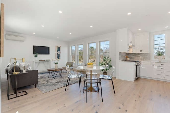 somerville - #73413277