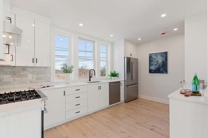somerville - #73413277