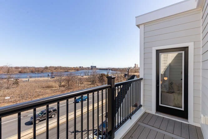 somerville - #73413277