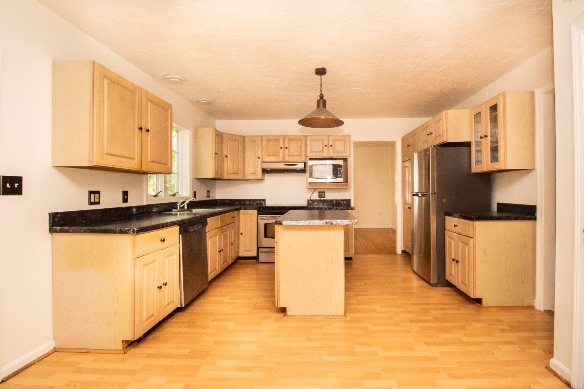 12 Tattan Farm Rd, Worcester, MA 01605 - Image 6