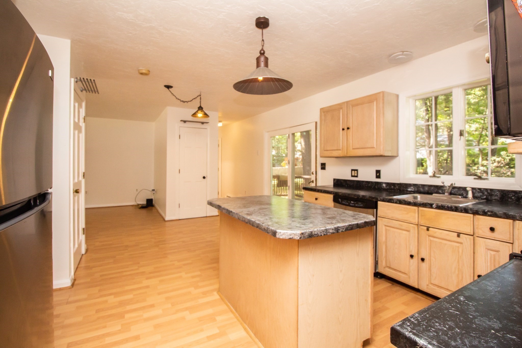 12 Tattan Farm Rd, Worcester, MA 01605 - Image 8