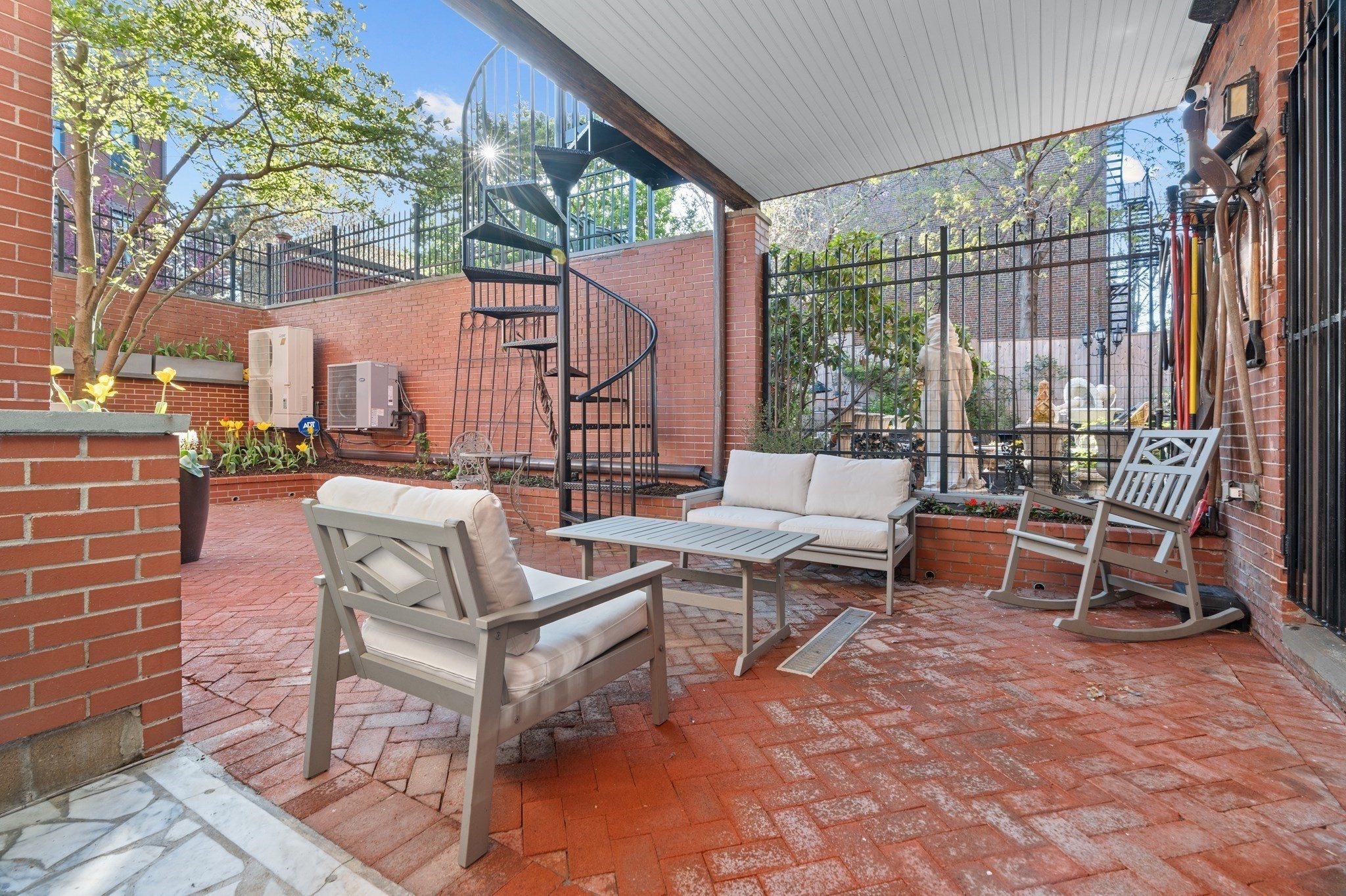 roxbury - #73413429