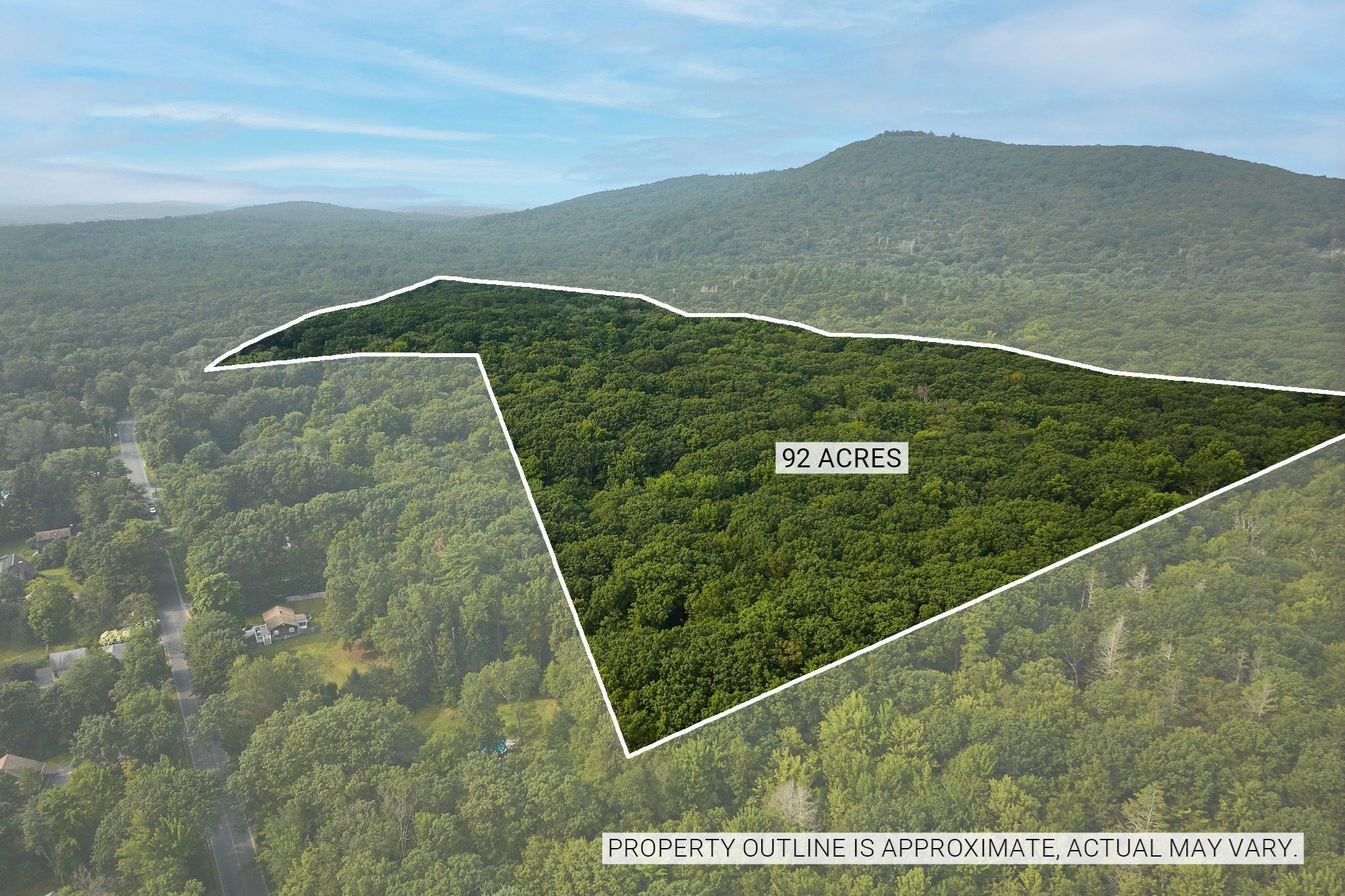 19 Lead Mine Rd, Southampton, MA 01073