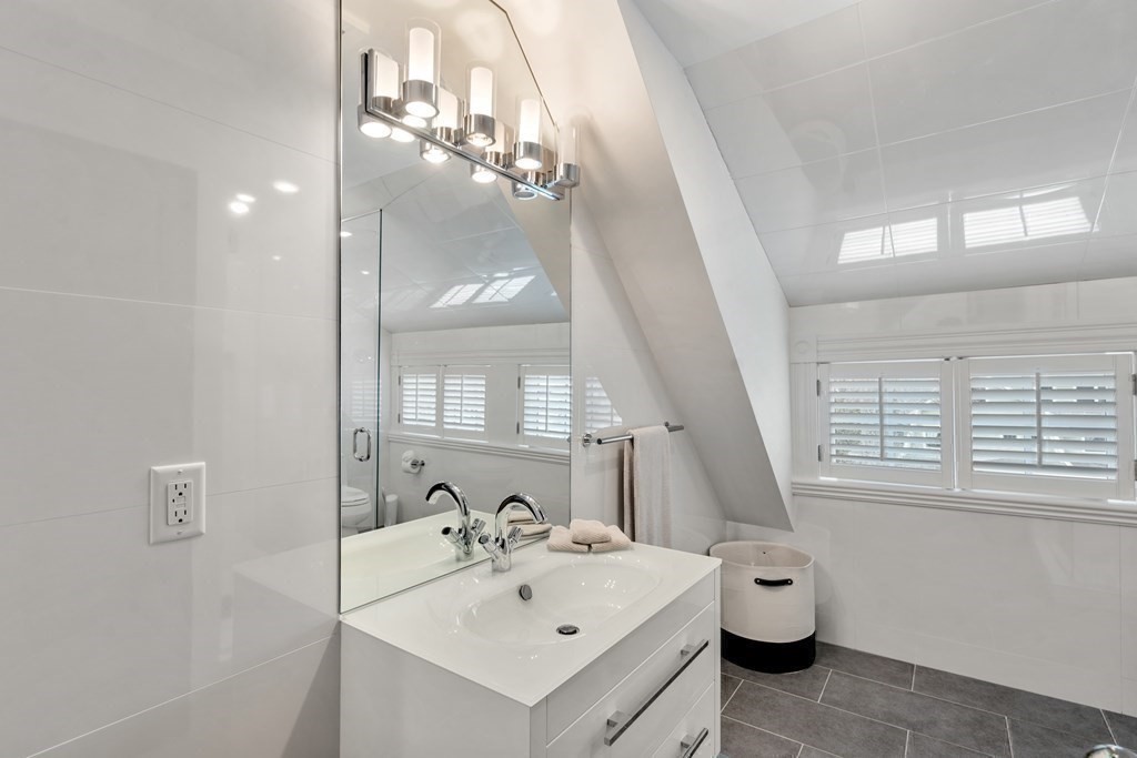 18 Sewall St, Newton, MA 02465 - Image 19