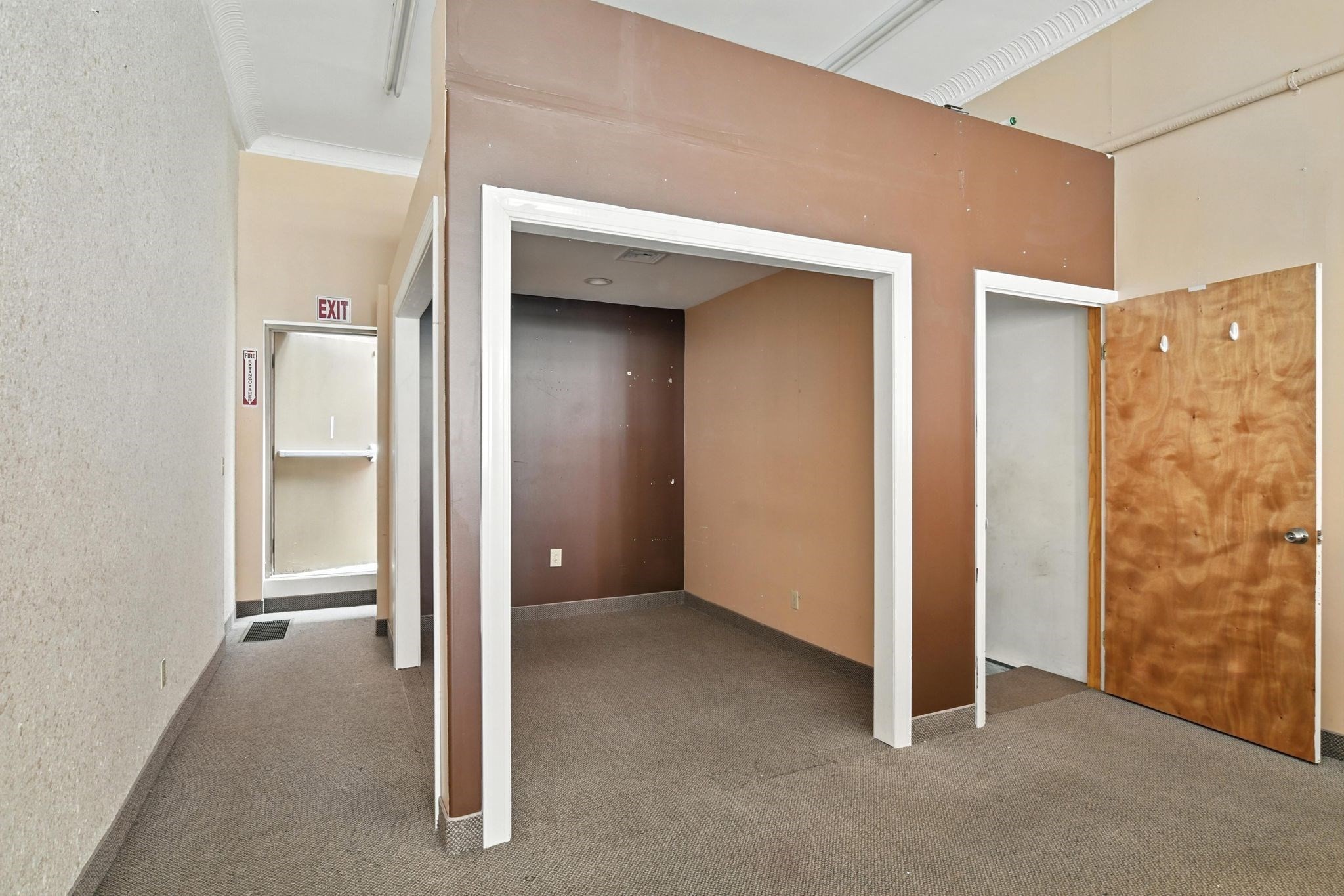 43 Springfield St, Chicopee, MA 01013 - Image 7