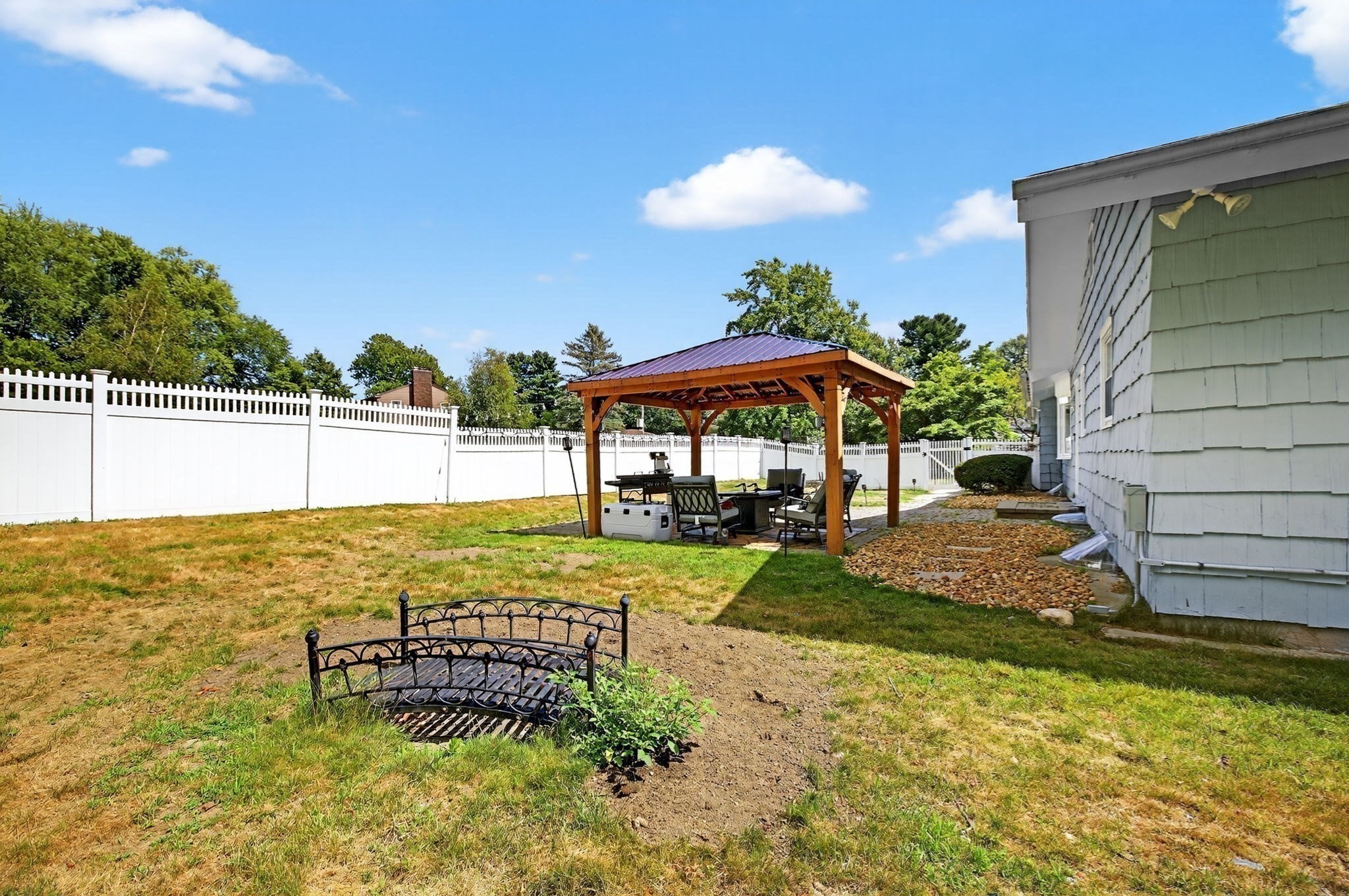 methuen - #73413820