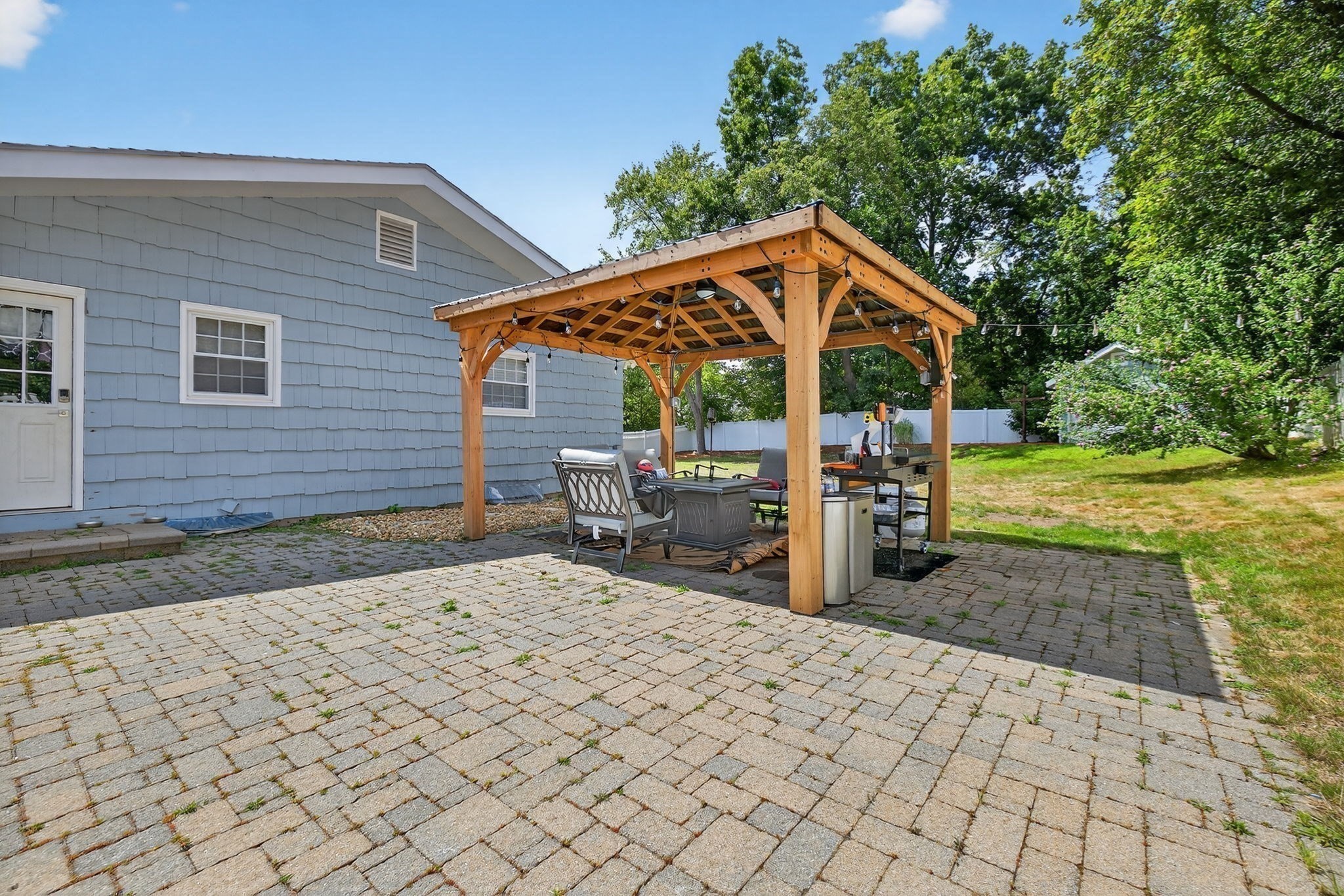 methuen - #73413820