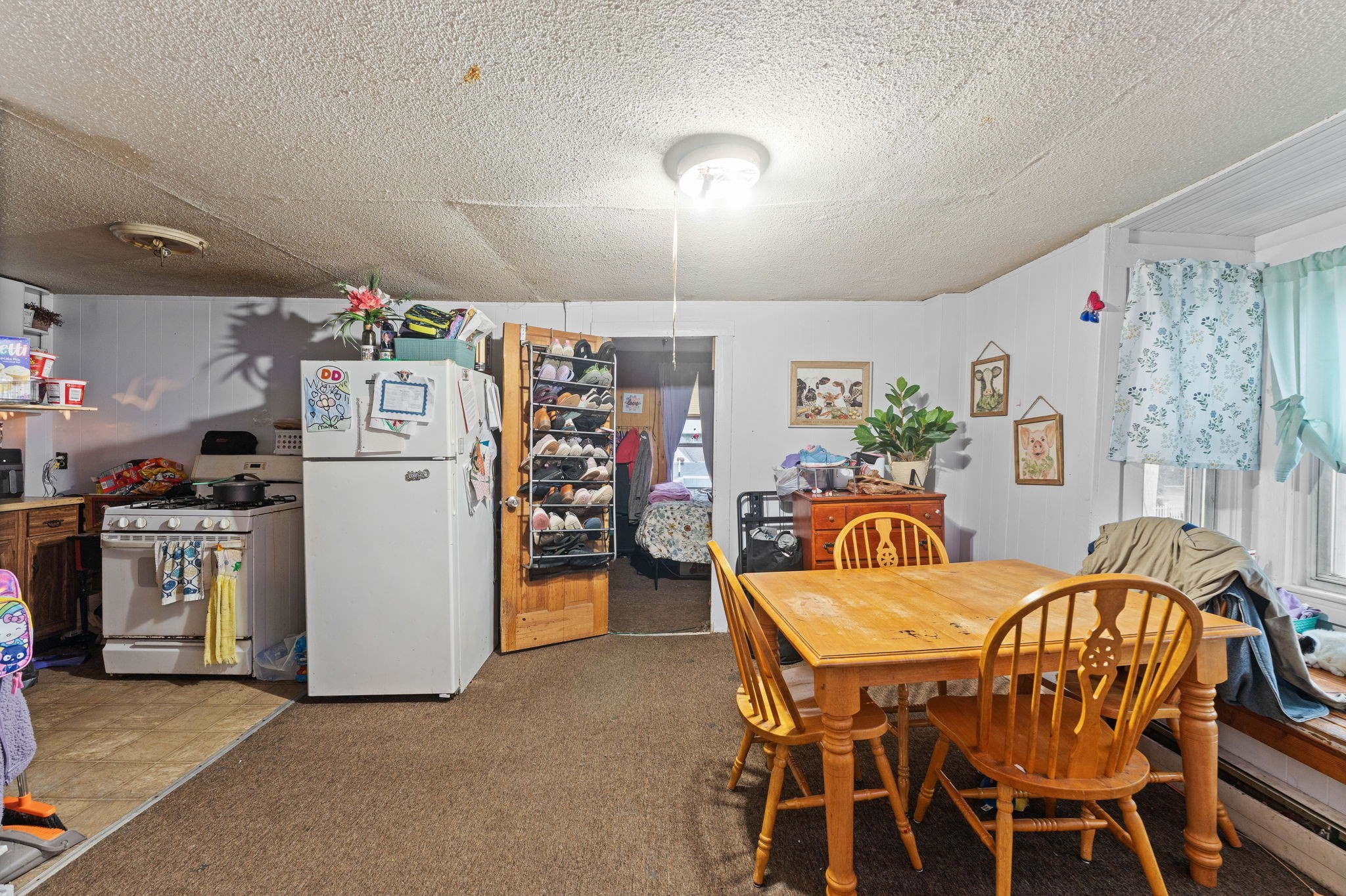 uxbridge - #73413948