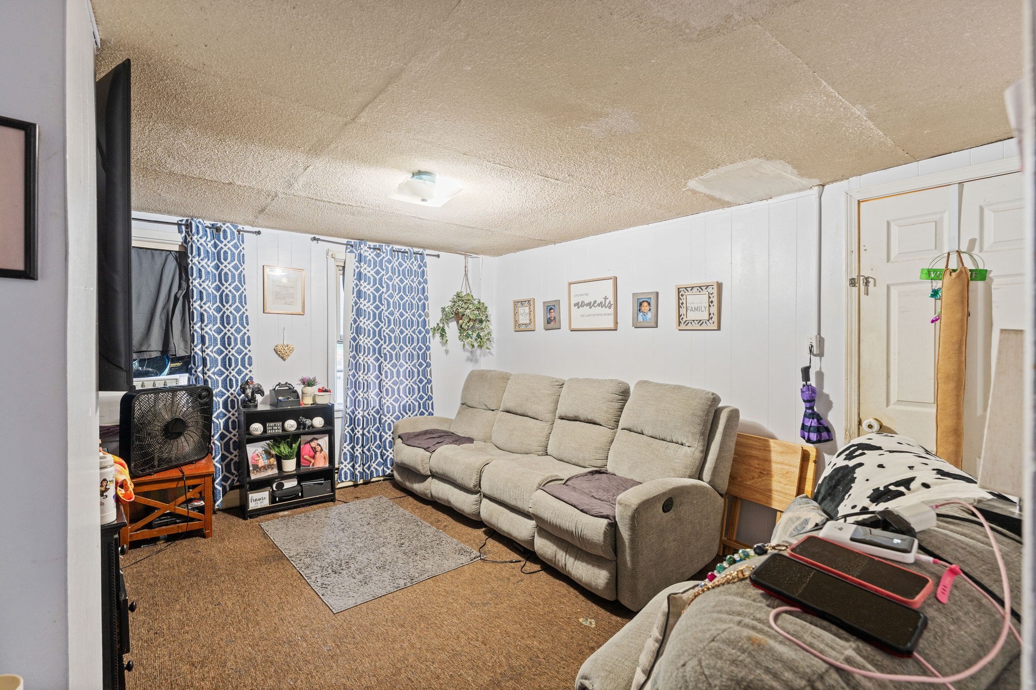 uxbridge - #73413948