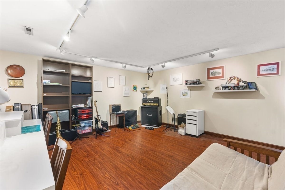 bridgewater - #73413970