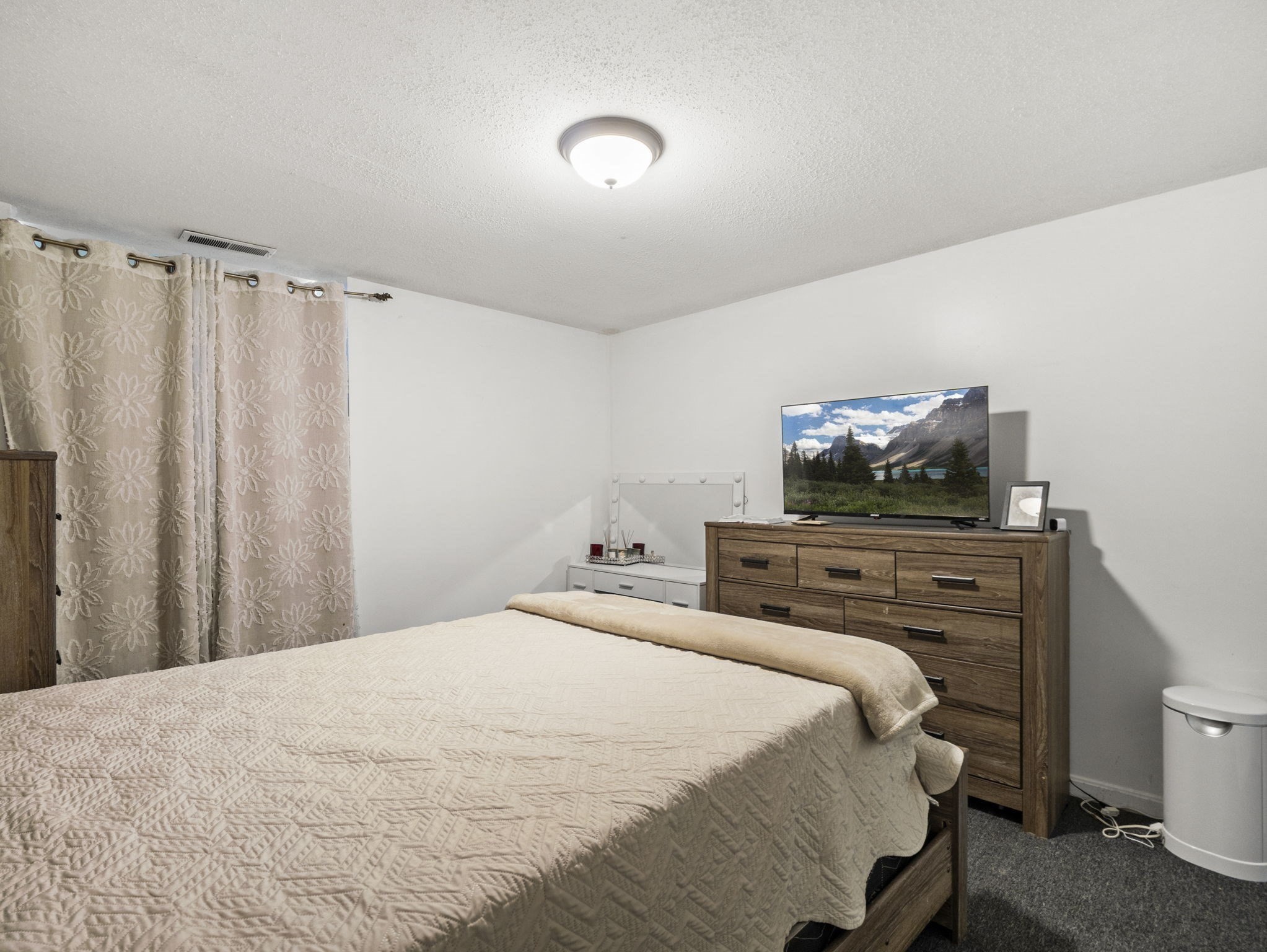 lowell - #73413977
