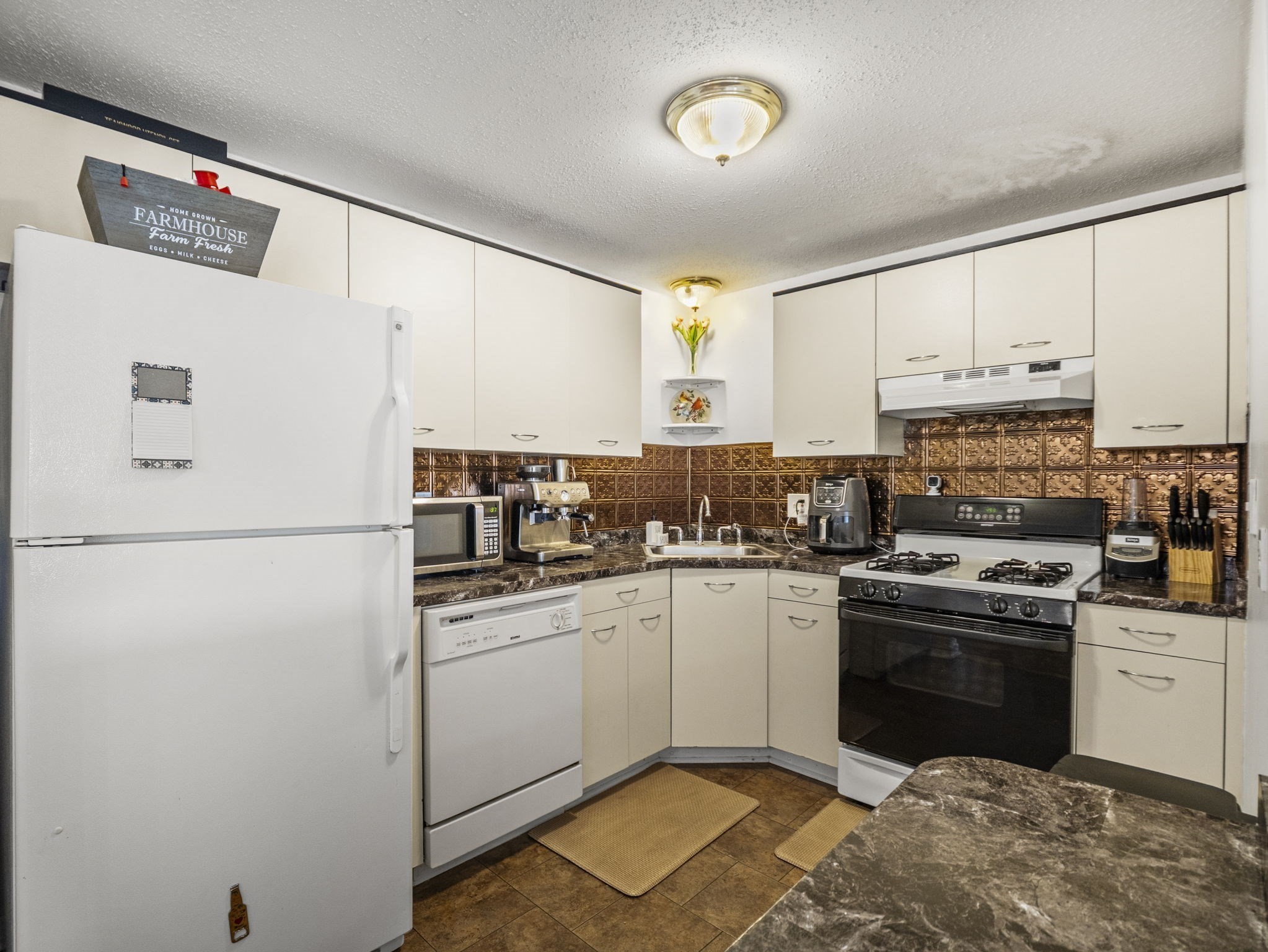 lowell - #73413977