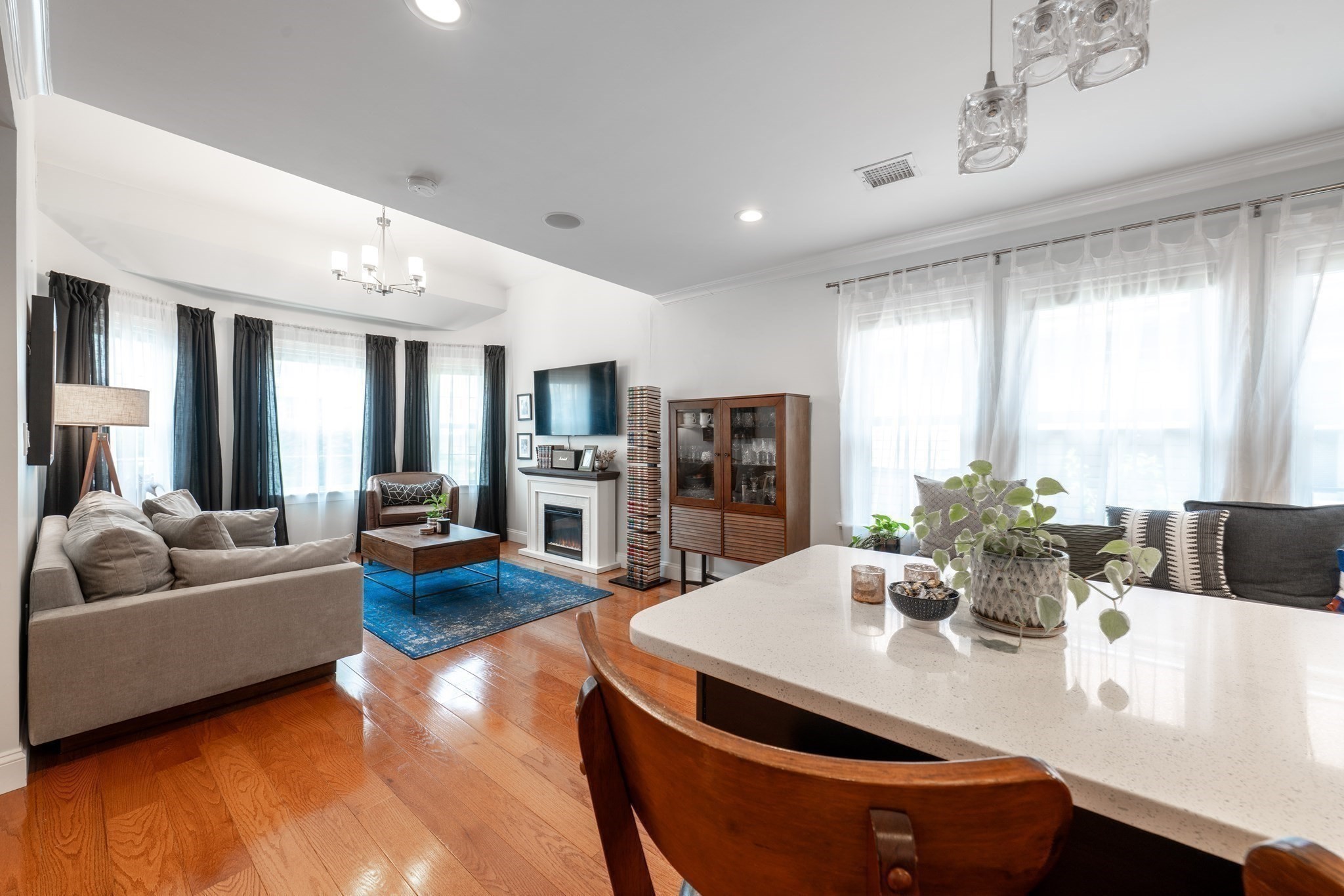 roslindale - #73414050