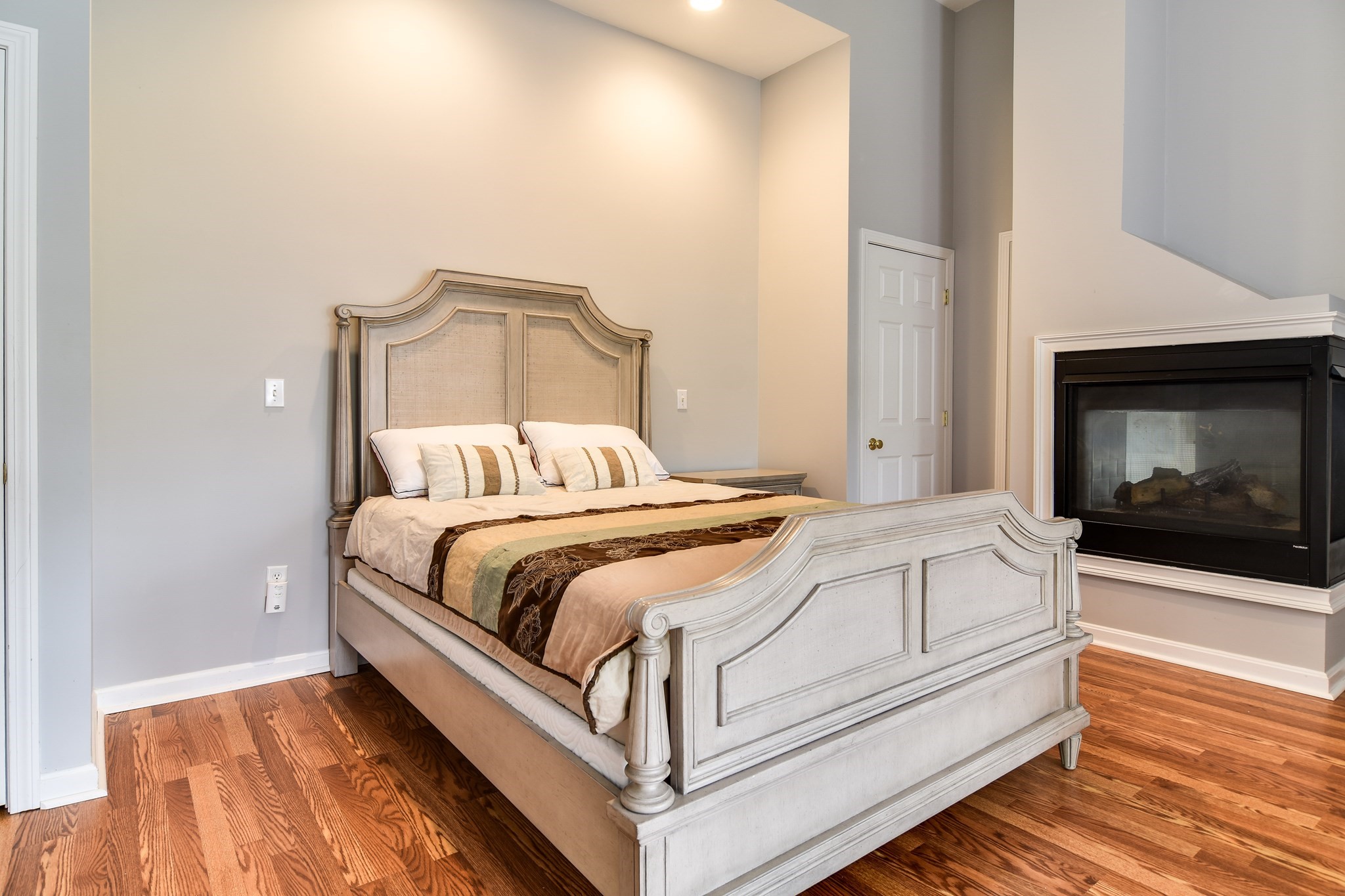 hopkinton - #73414052