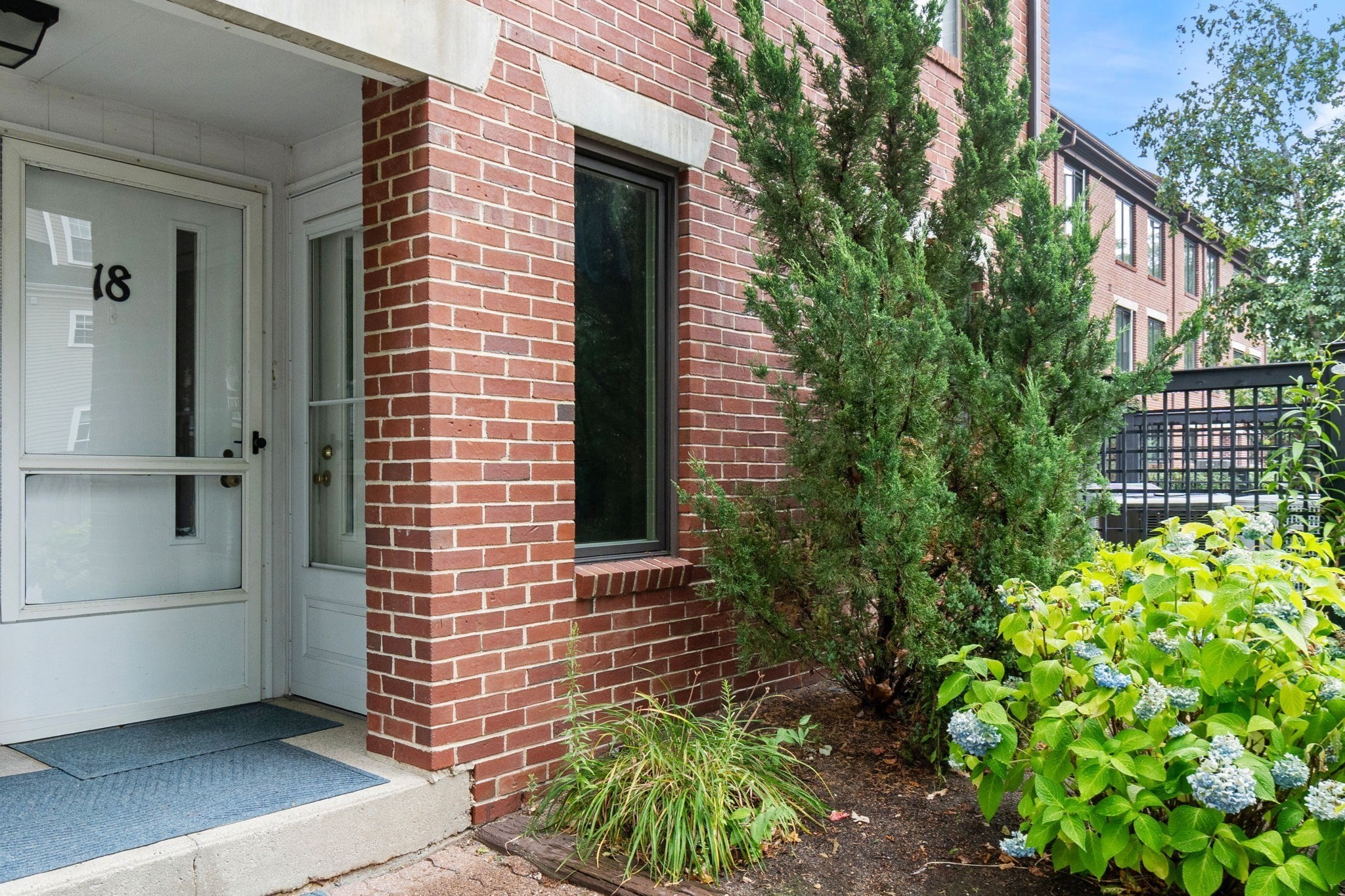 newburyport - #73414176