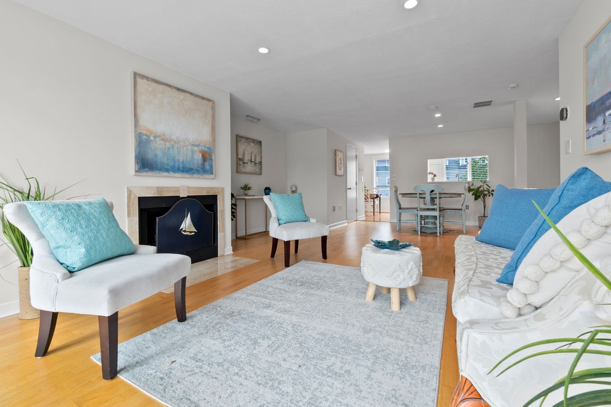 newburyport - #73414176