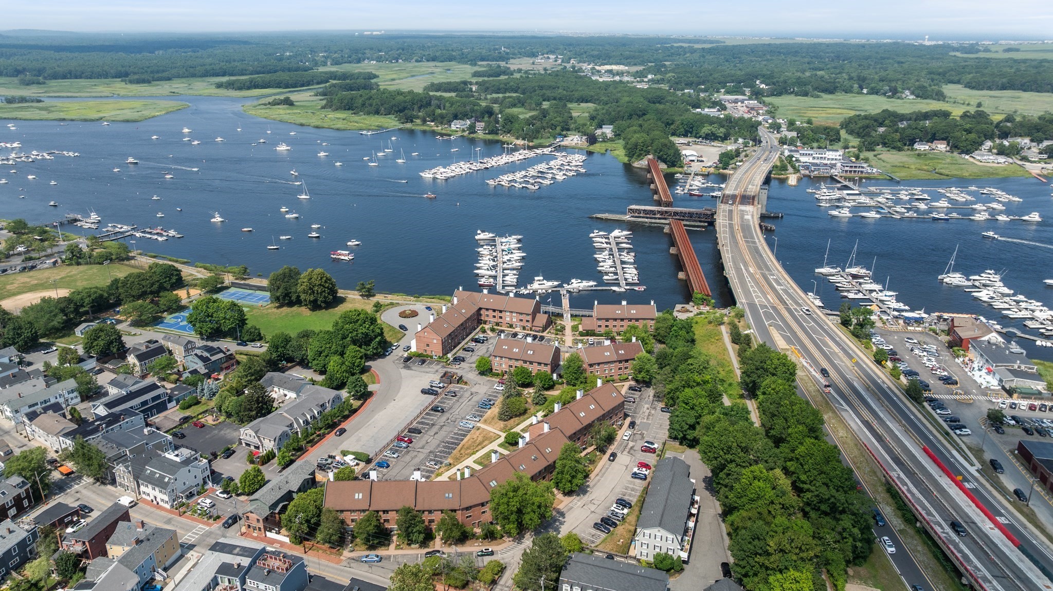 newburyport - #73414176