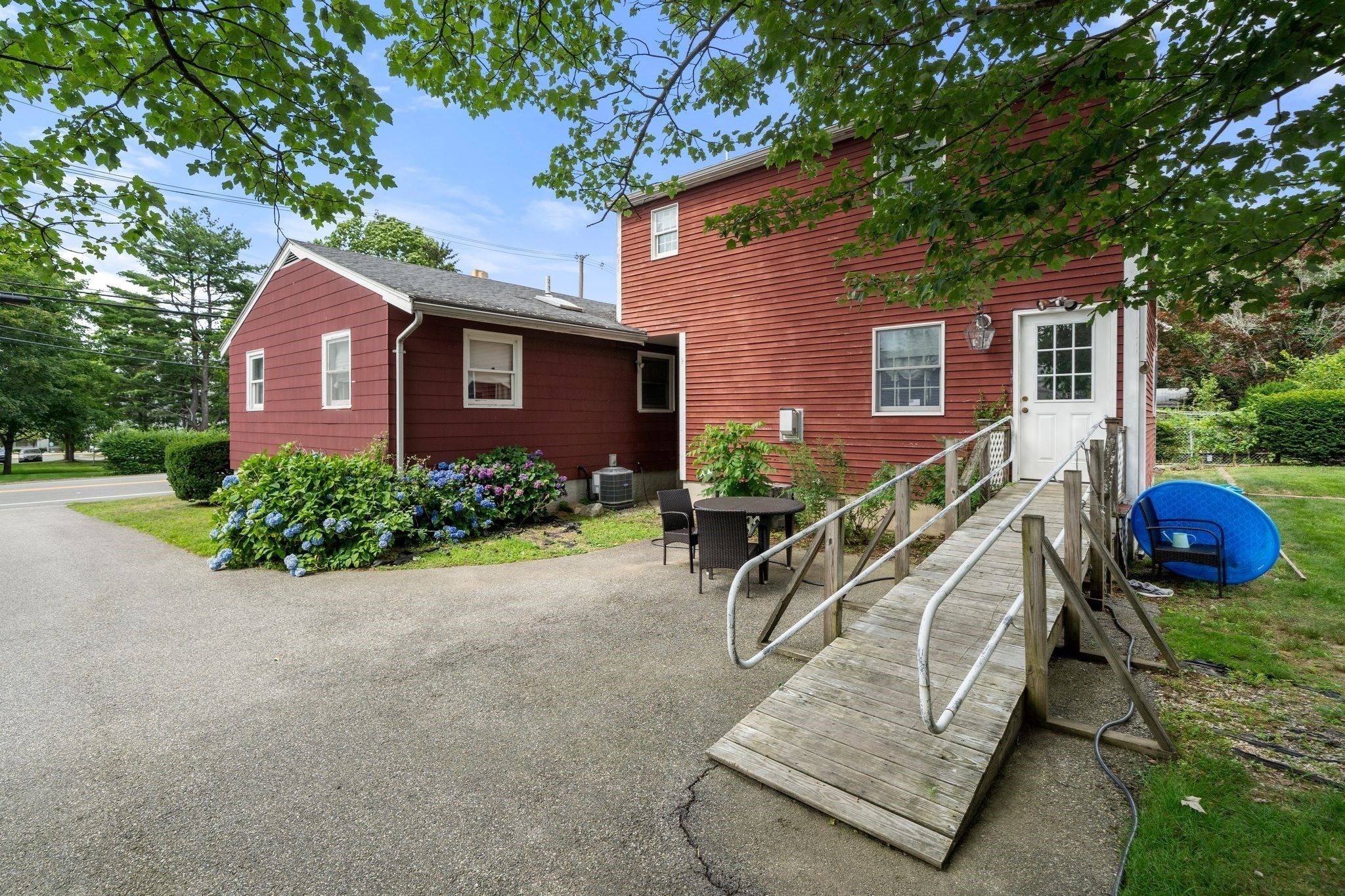 danvers - #73414225