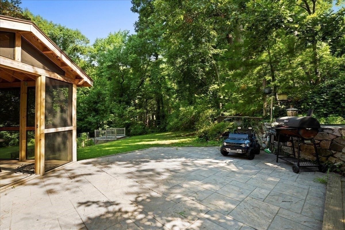 570 Franklin, Wrentham, MA 02093 - Image 27